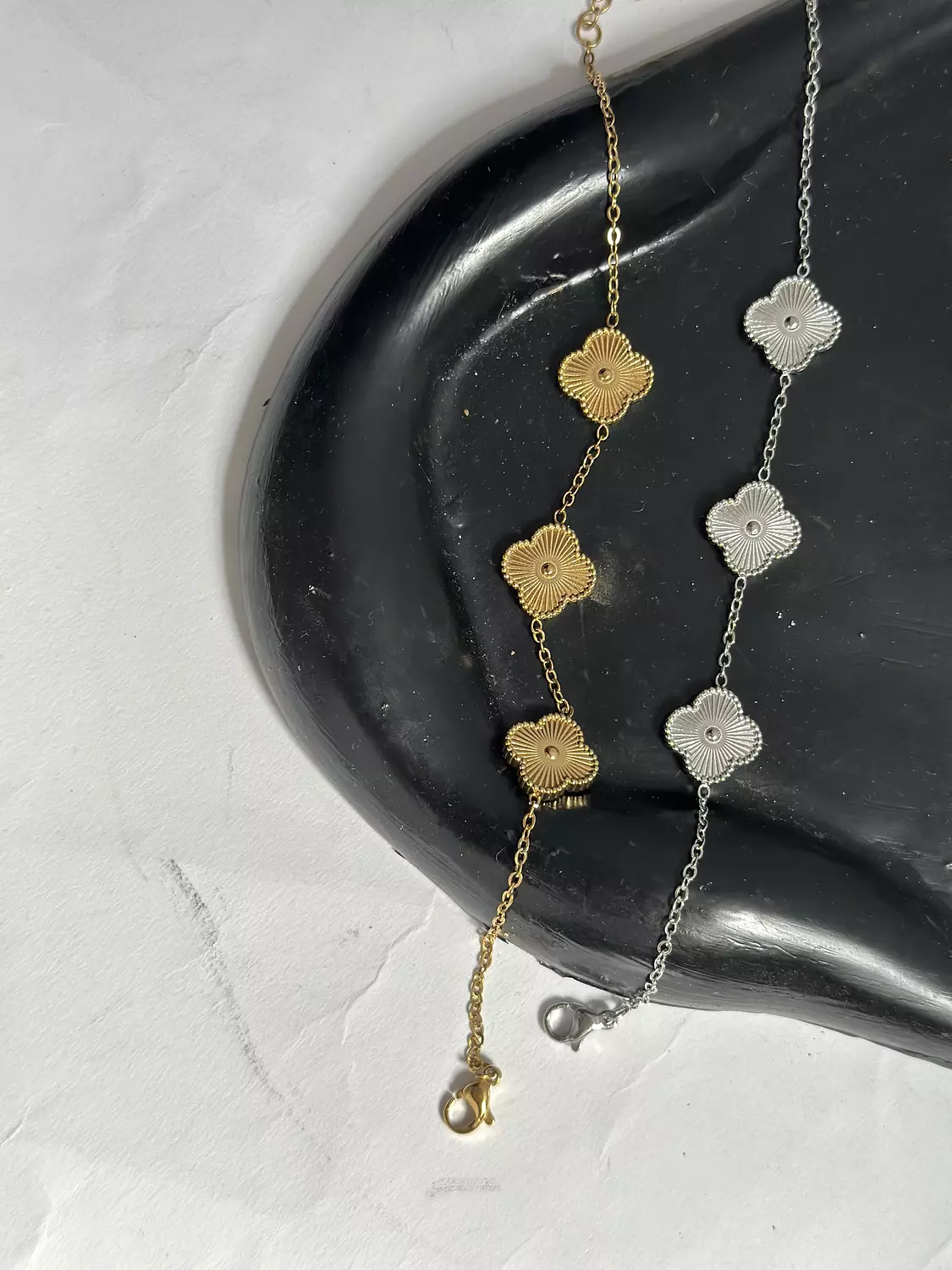 The triple vancleef bracelets  image