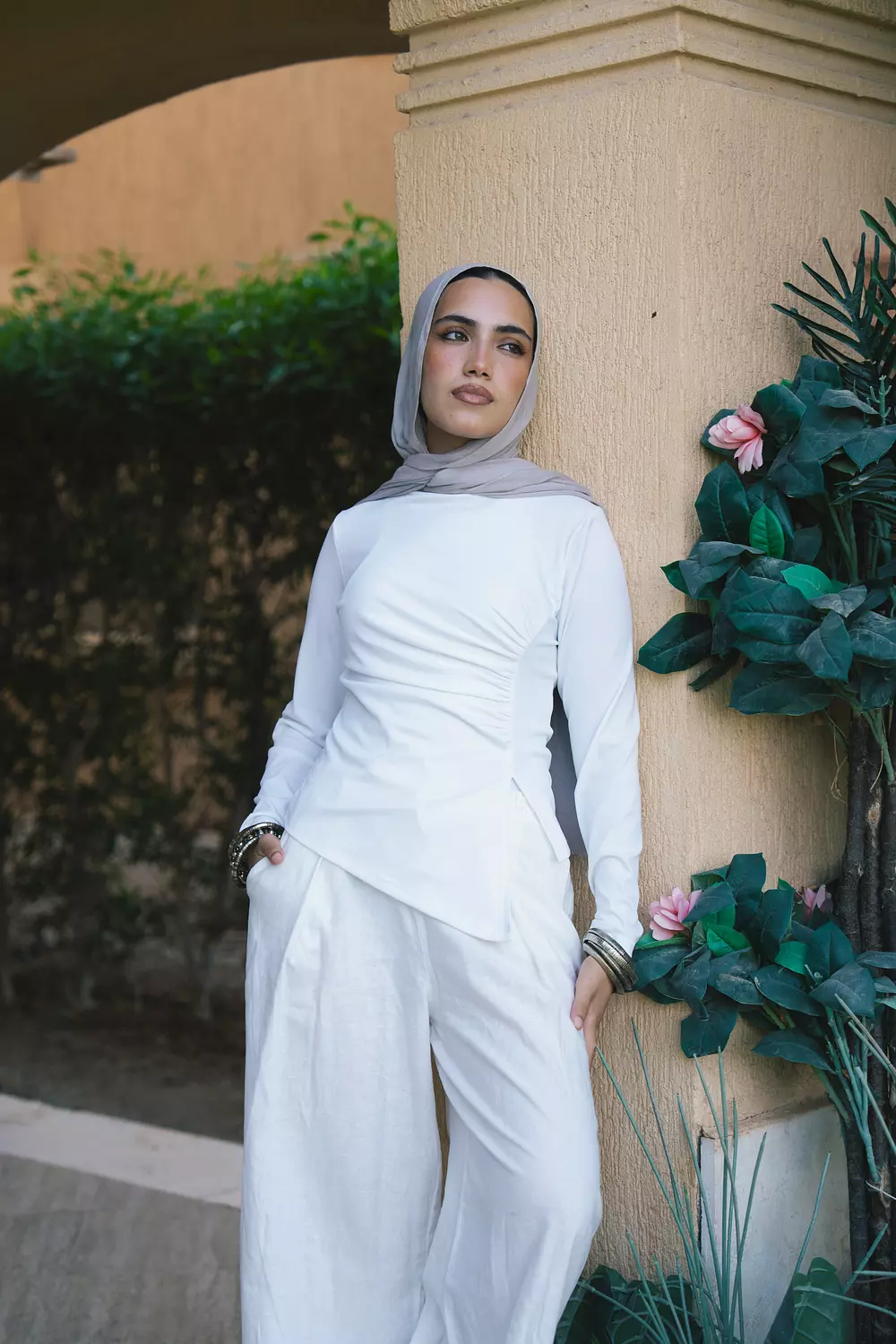 Asymmetrical Top in White 1