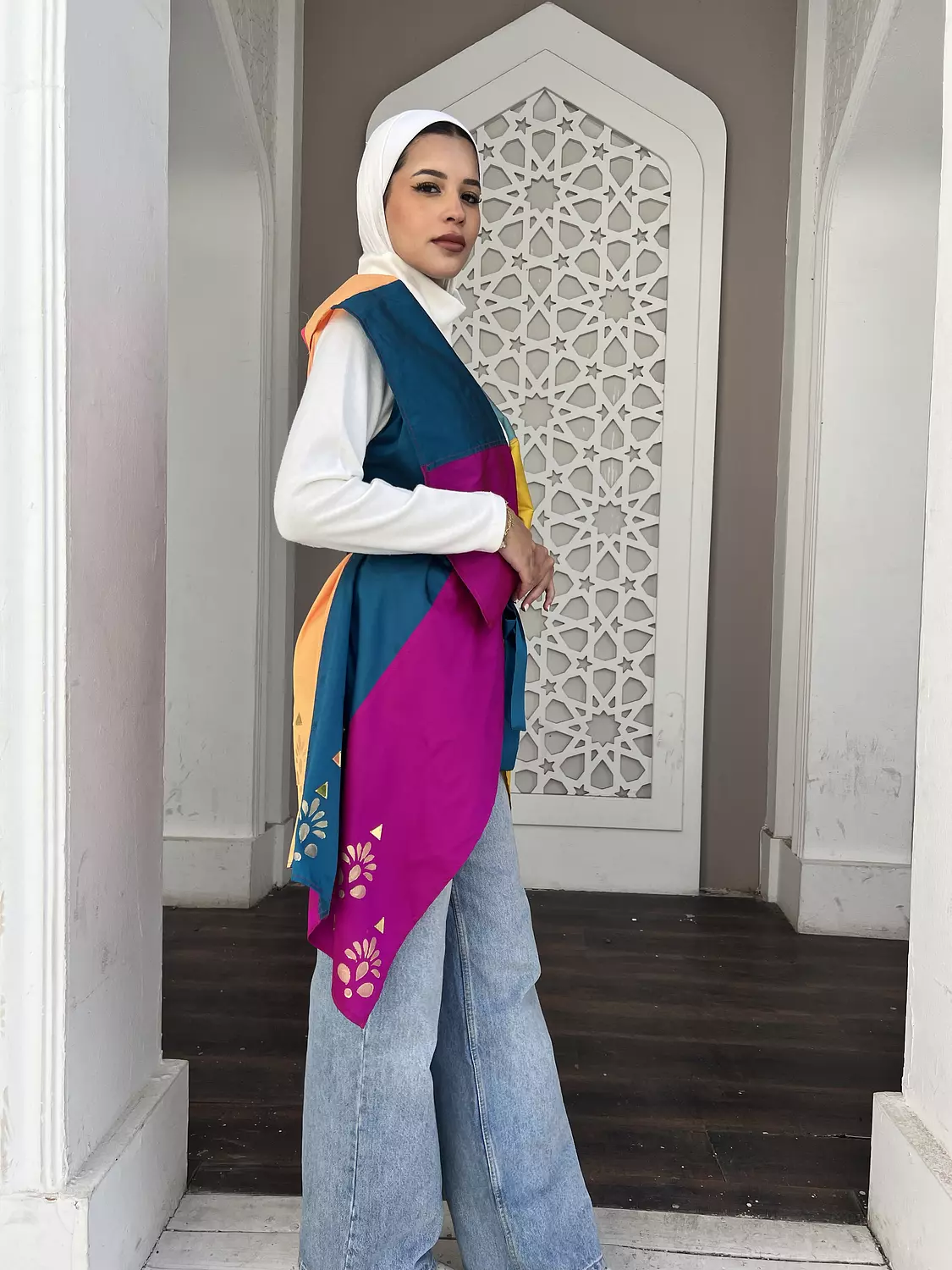 Warm colored vest 3