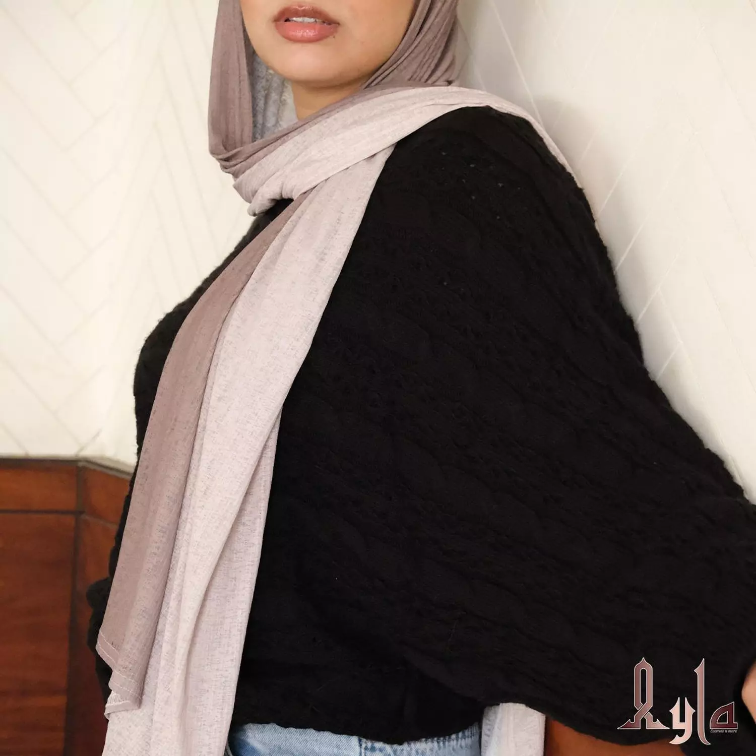 CAFE & BEIGE DEGRADE SCARF hover image
