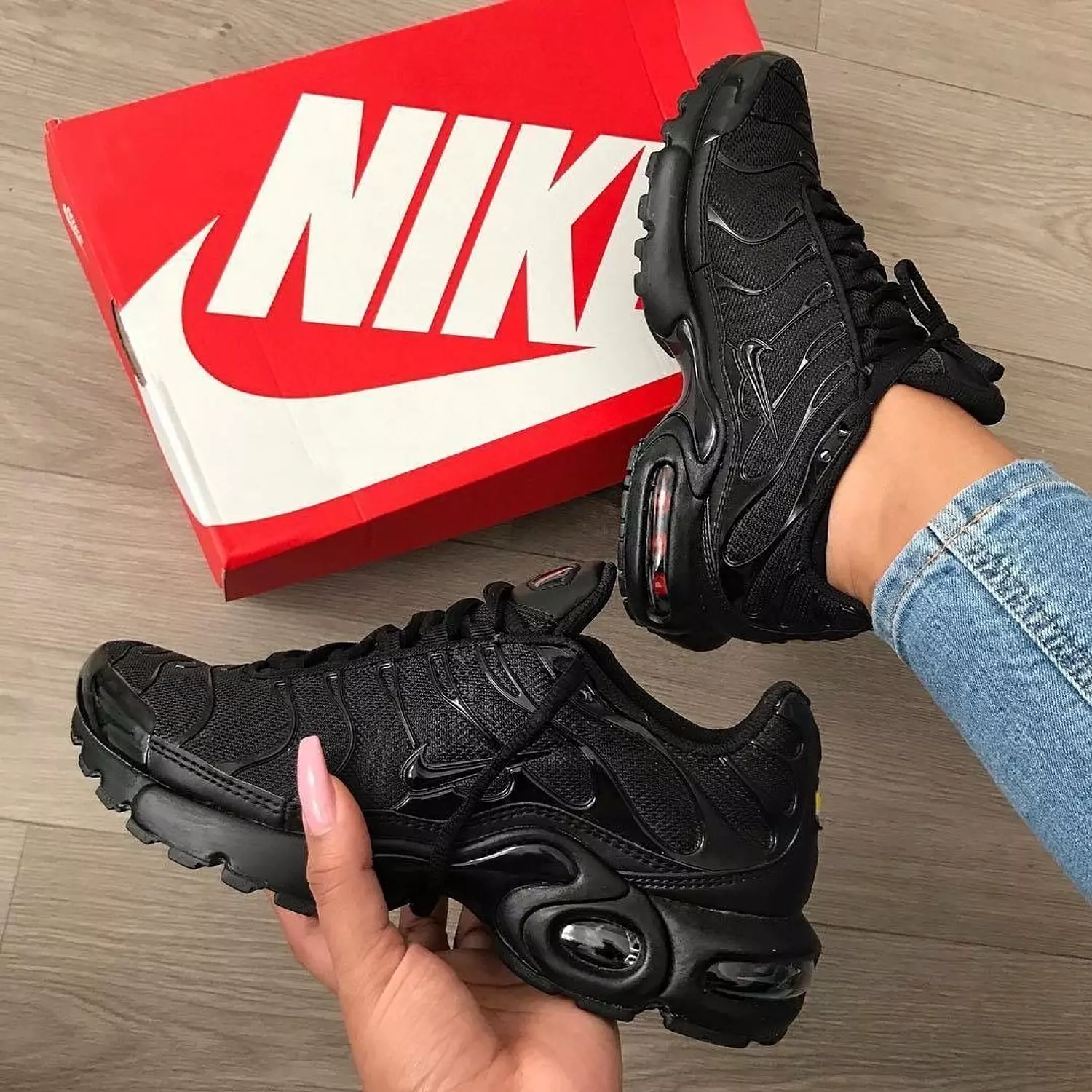Nike Air max Tn Plus Full Black  3