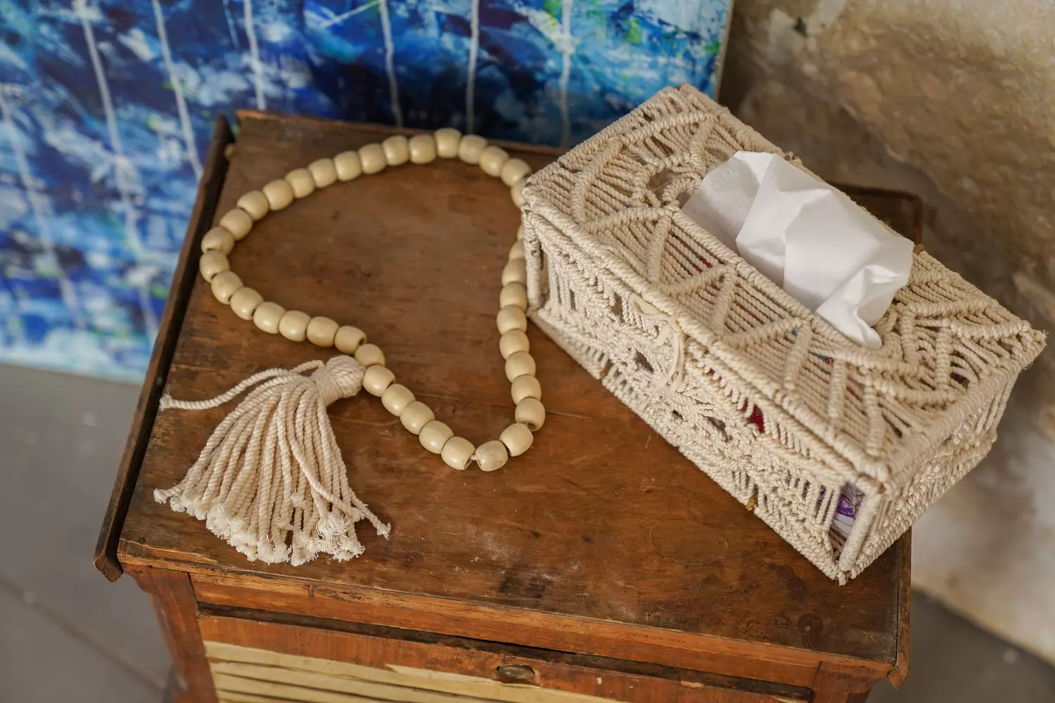 Wooden garland