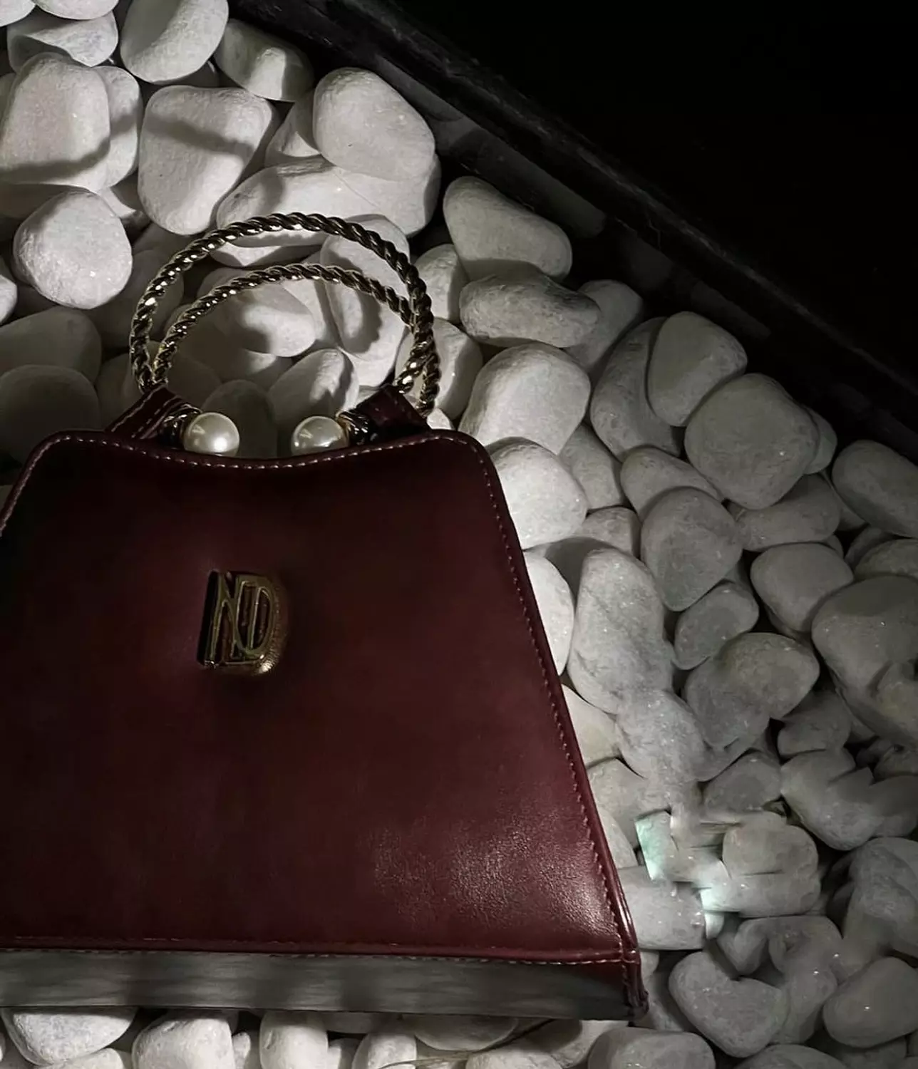 Burgundy Elite Aura   4