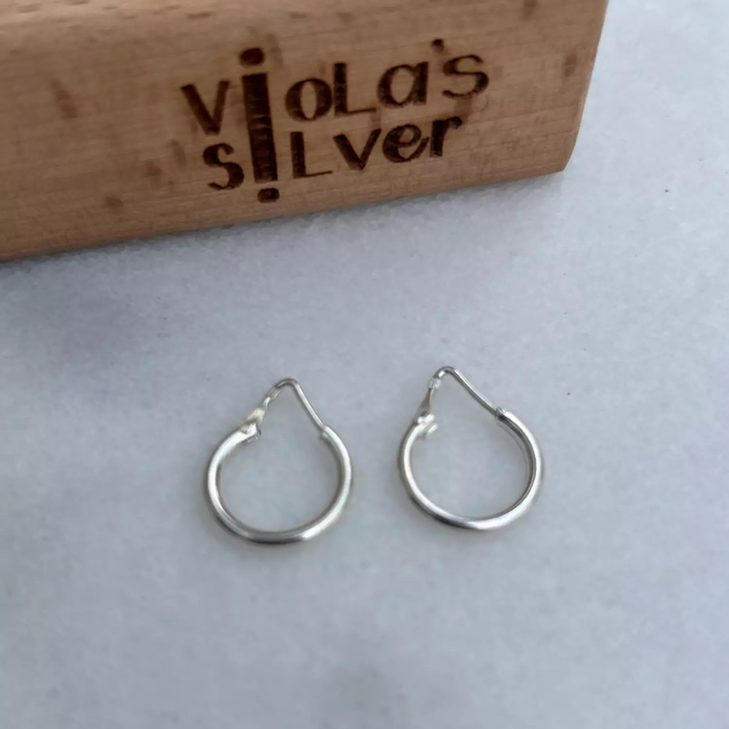 Small hoop image