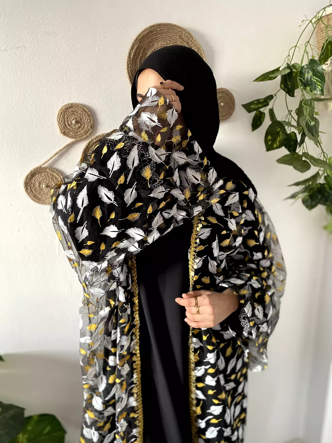 Kofttan with embroidered ribbon 2