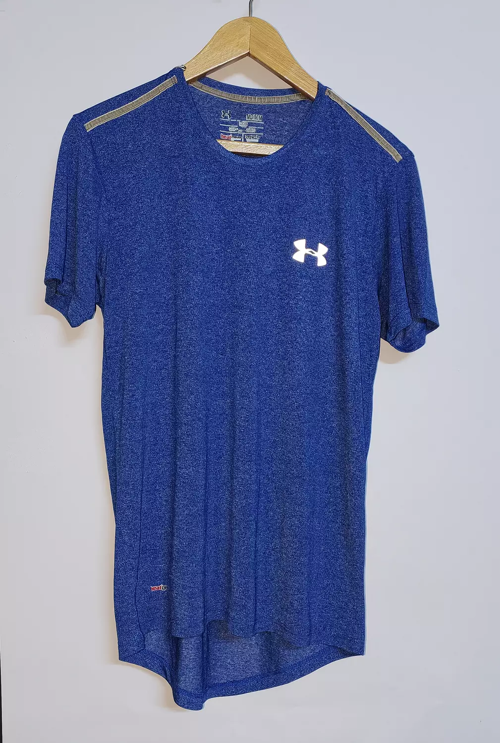 UNDERARMOUR T-SHIRT - GYM ( OFFER ) 1