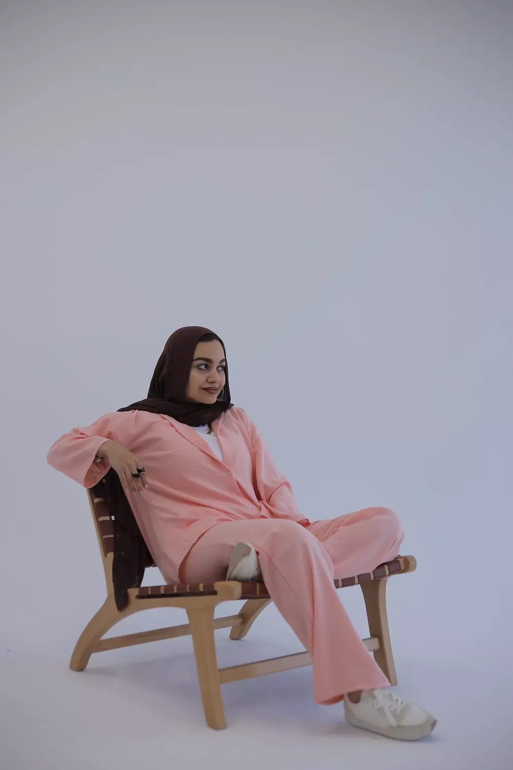 Rose linen suit image