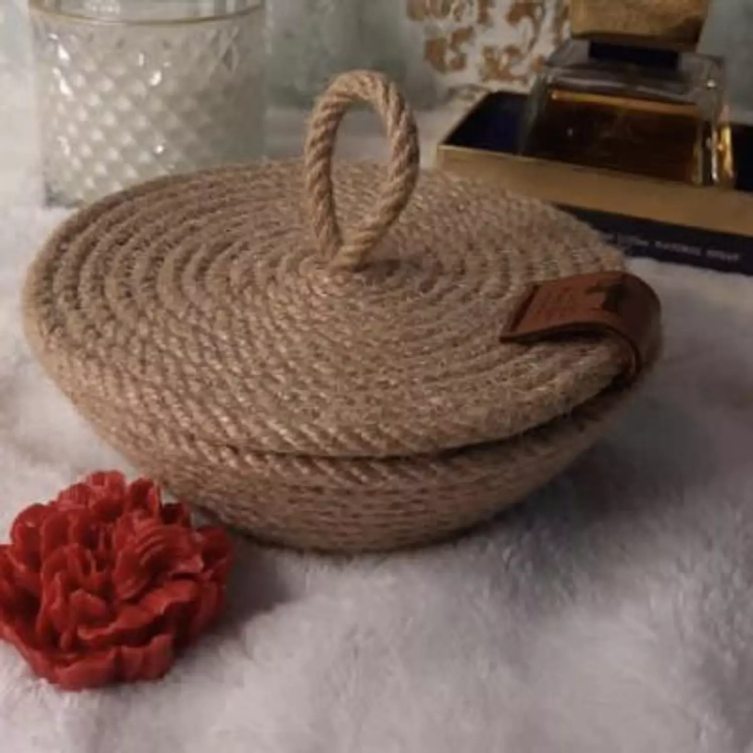 Jute Rope Organizer with Lid 2