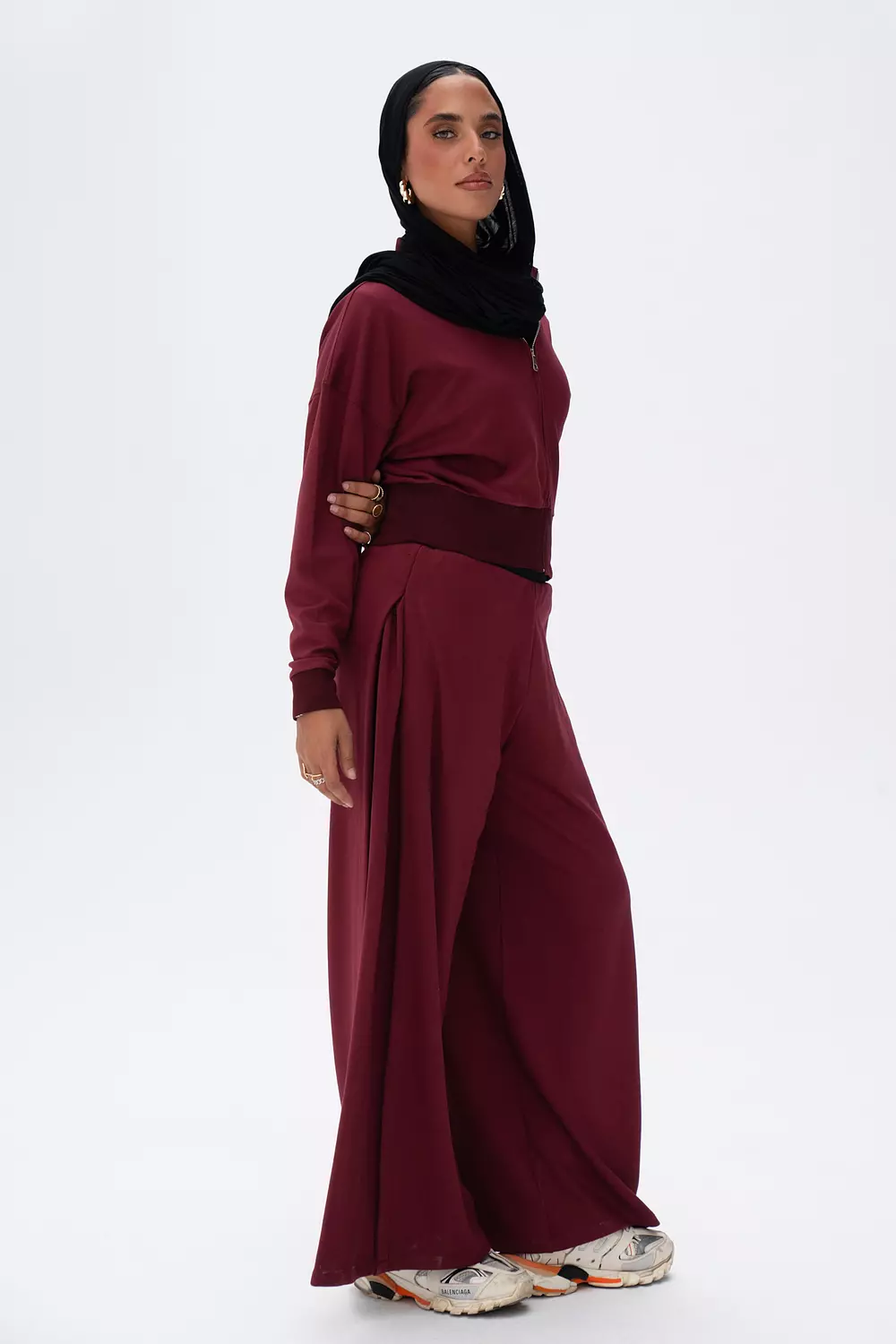 Ease Pants in Burgundy 2