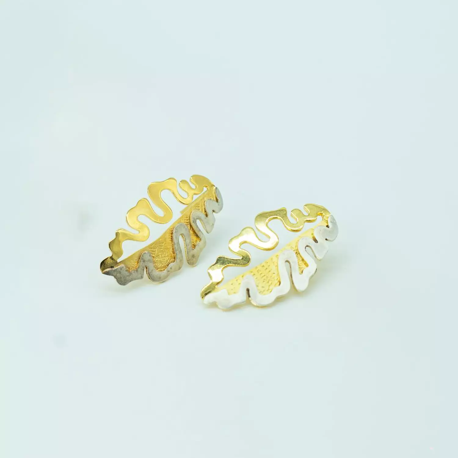 Two-layer copper earring, plated with matte and shiny gold and silver - mulberry leaf image