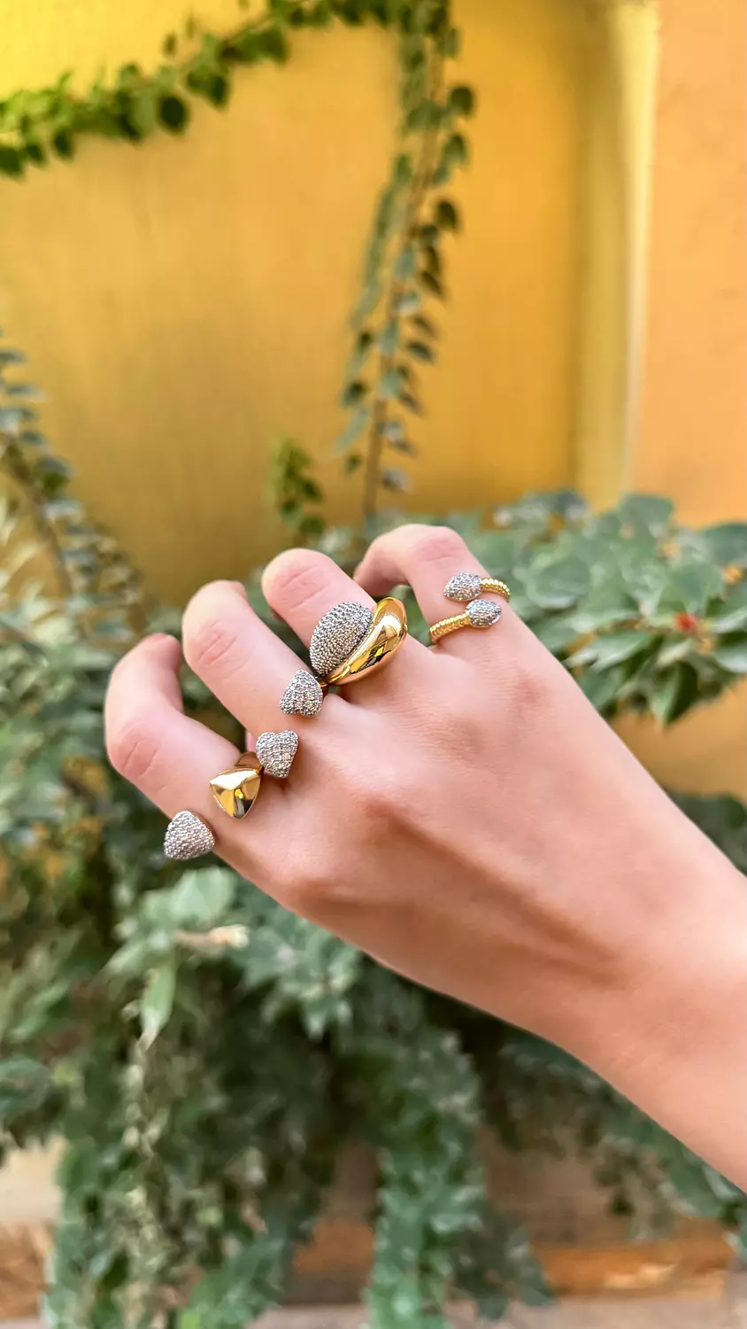 Celeste rings image
