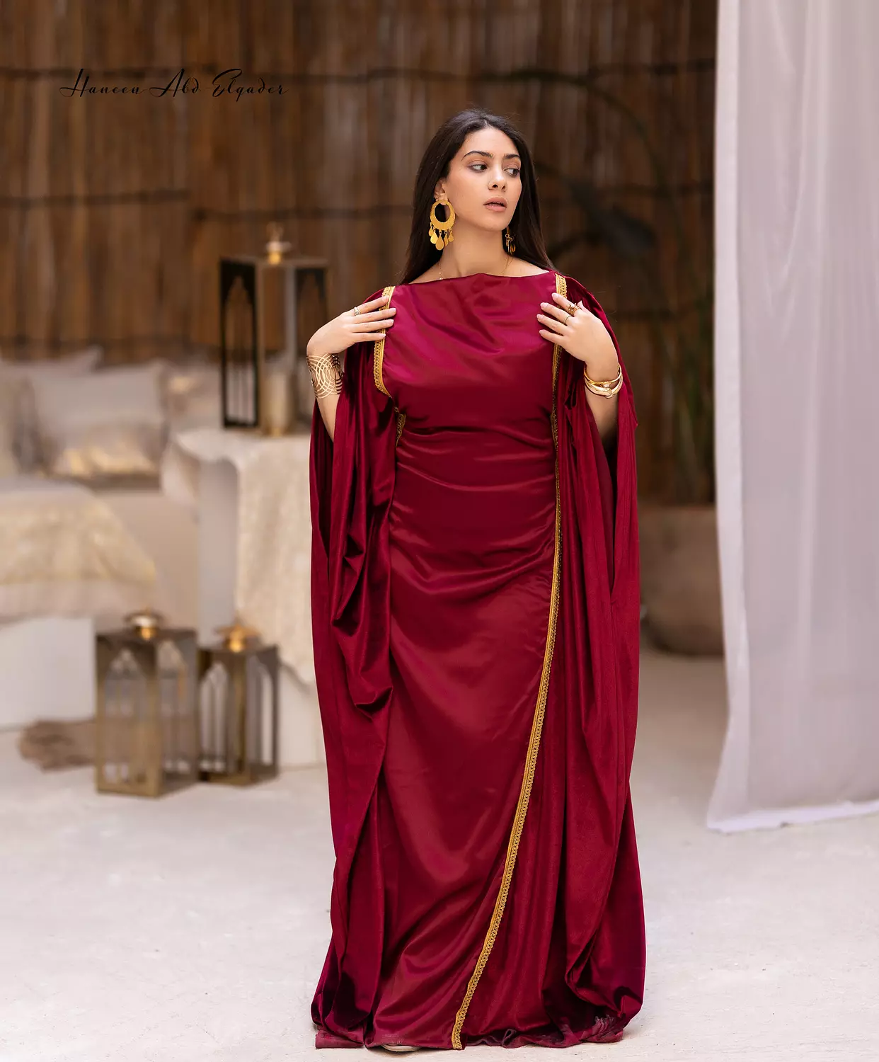 Bergandy velvet Abaya  2