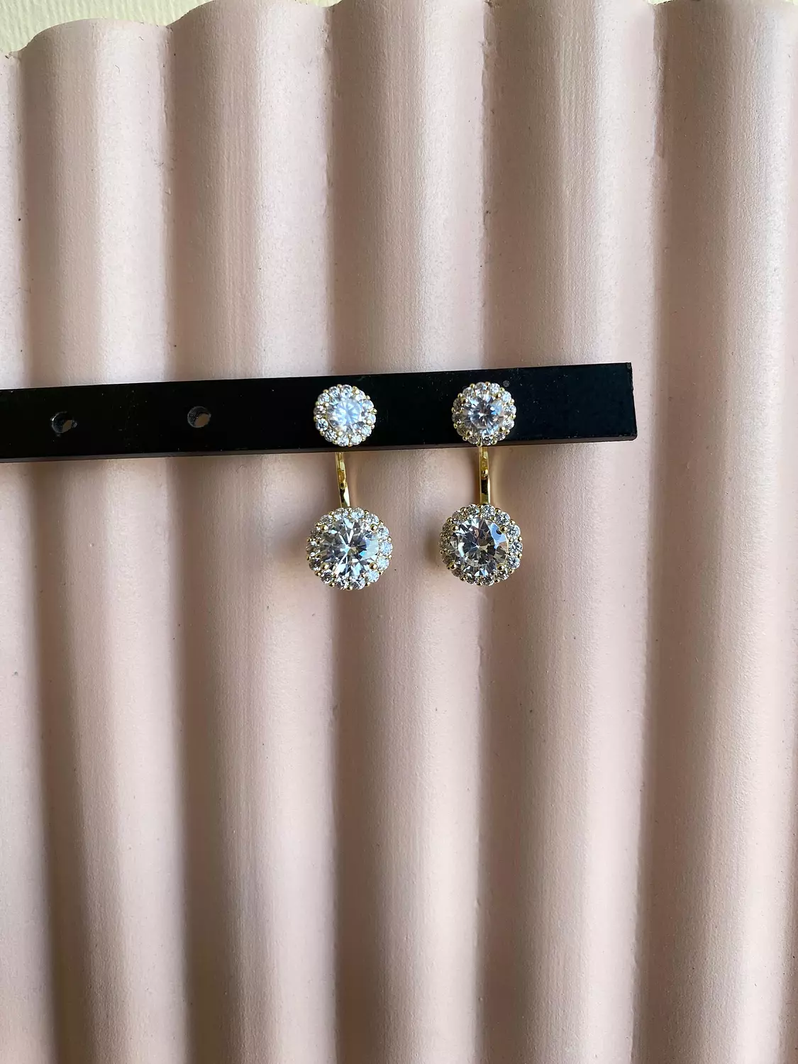 Charming earrings 1