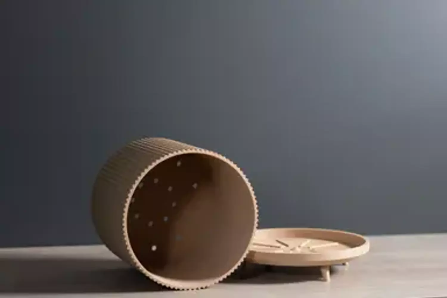 Planter with Legs - The Lloyd 2