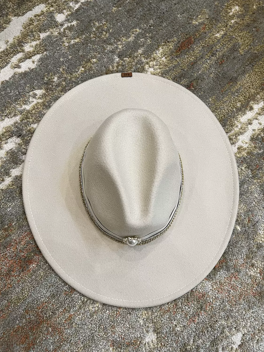 Pearly Hat 1