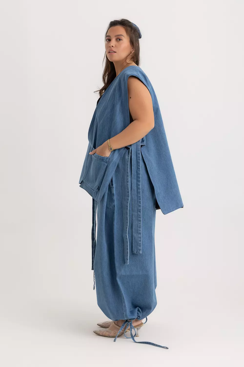 The Magic Denim Relaxed Pants 2