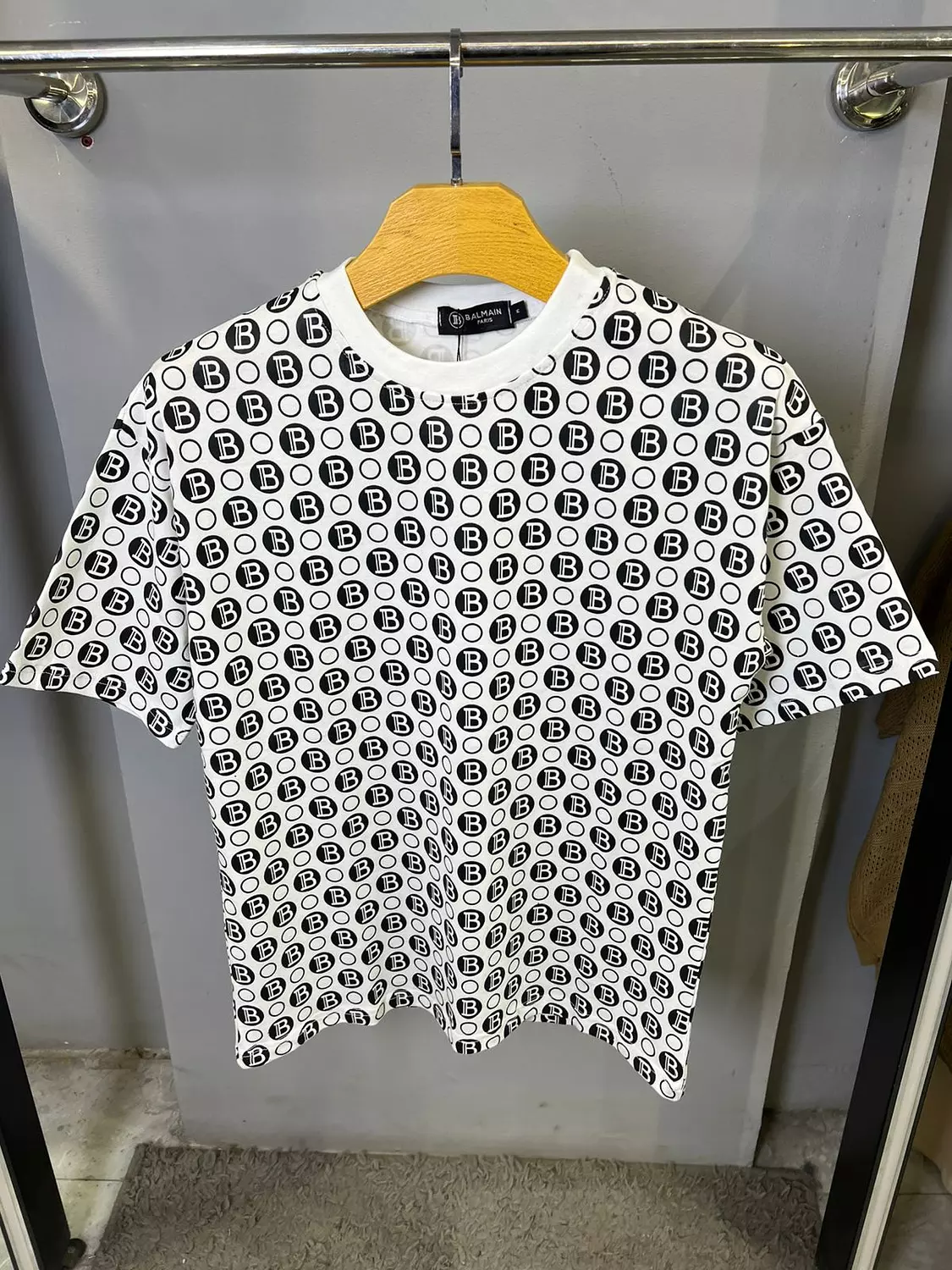 BALMAIN TSHIRT / 1336 image
