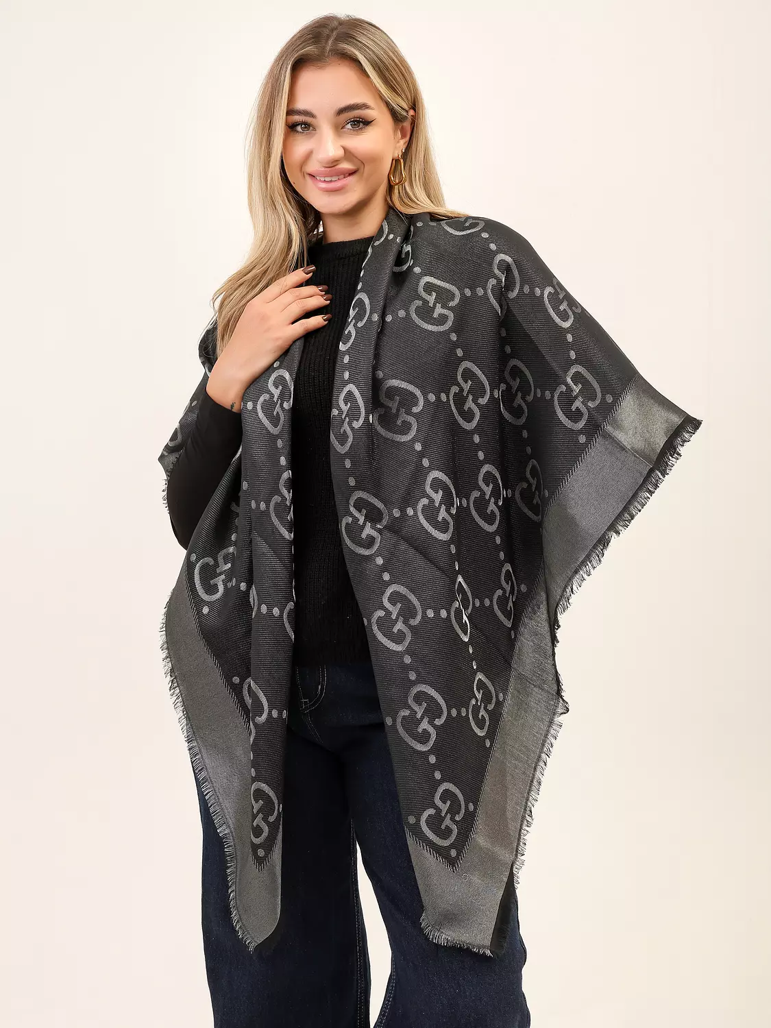 GUCCI Squar hover image