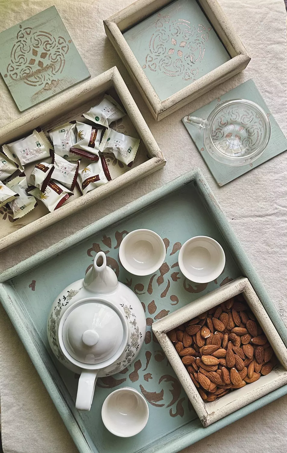 pastel snacks tray 3