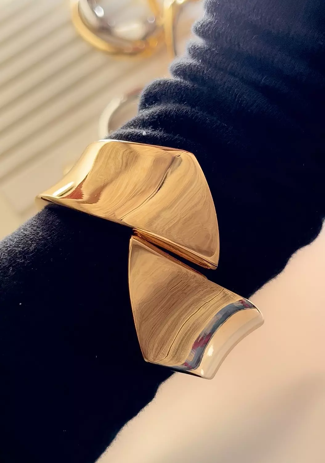 Cross chunky bangle image