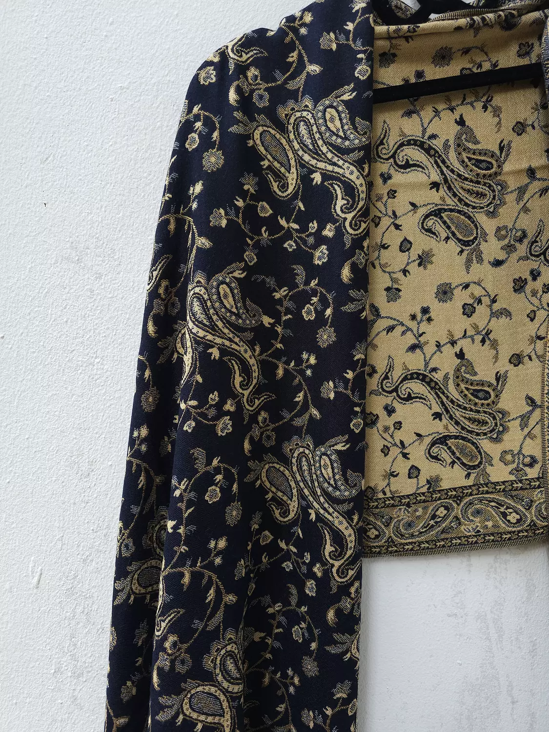 Navy/beige Pashmina 2
