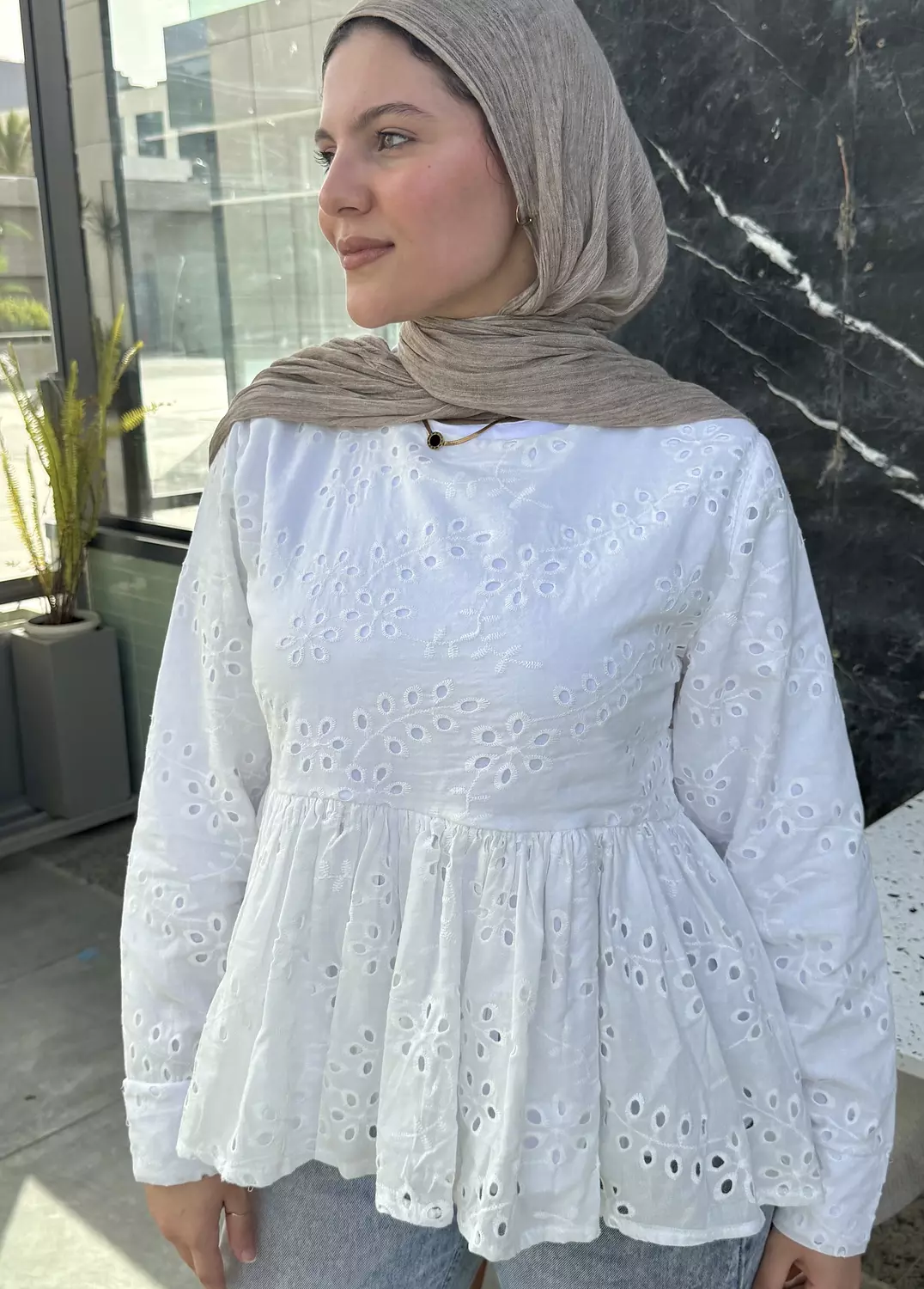 WHITE BLOSSOM TOP image