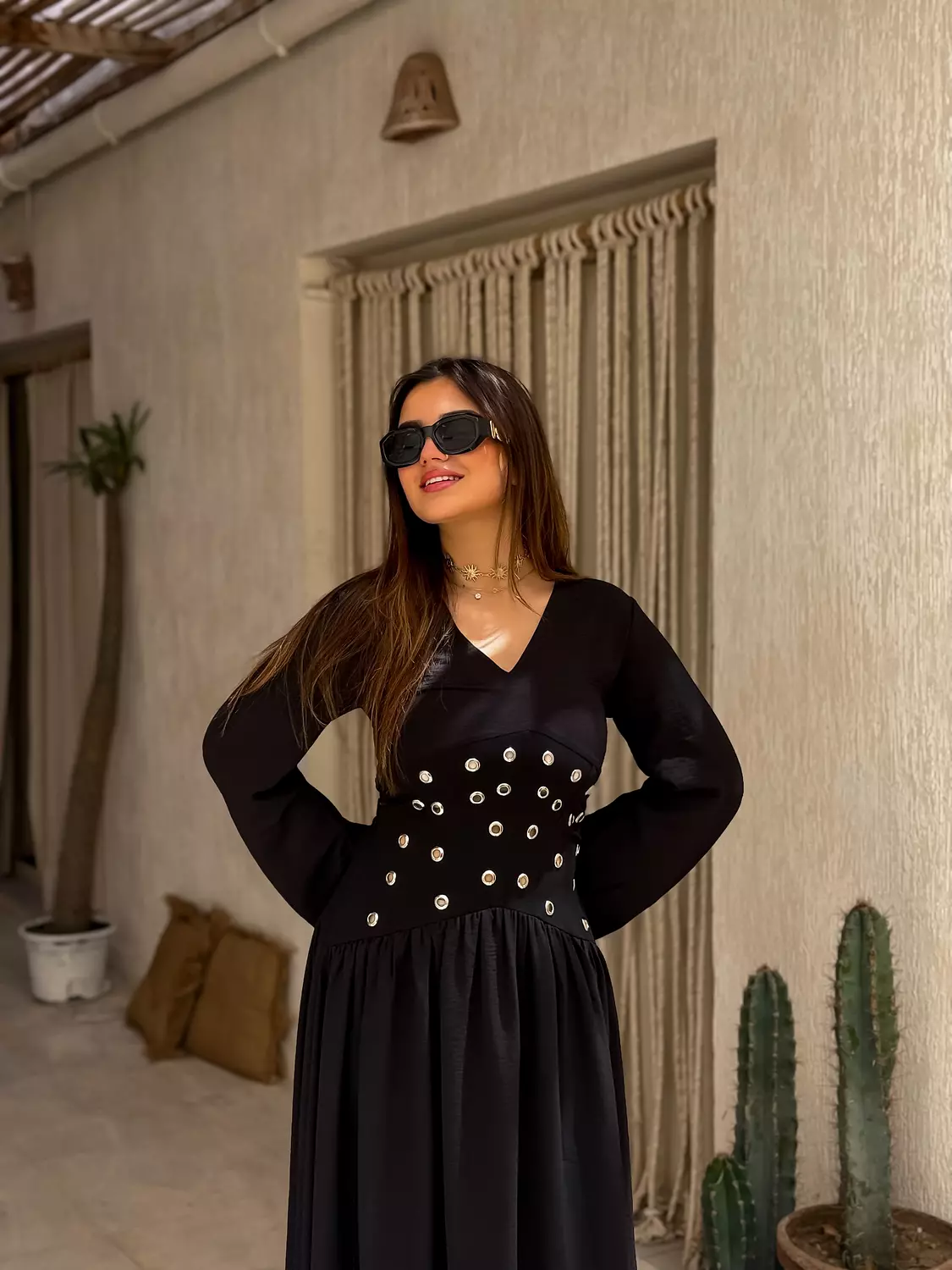 Eyelets sleeves dress 3