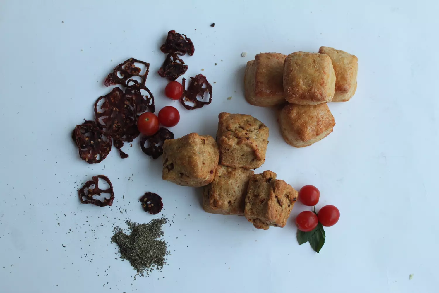 Sundried Tomato Cheese Scone 14