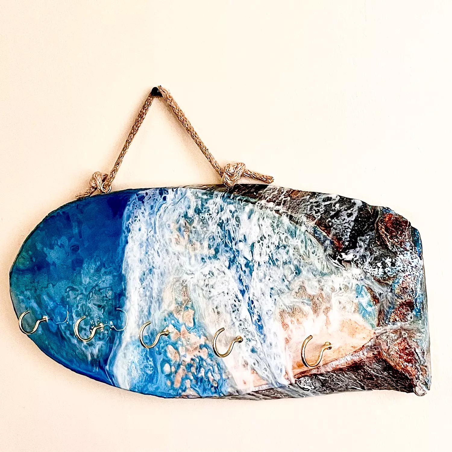 Tree log Key Holder hover image