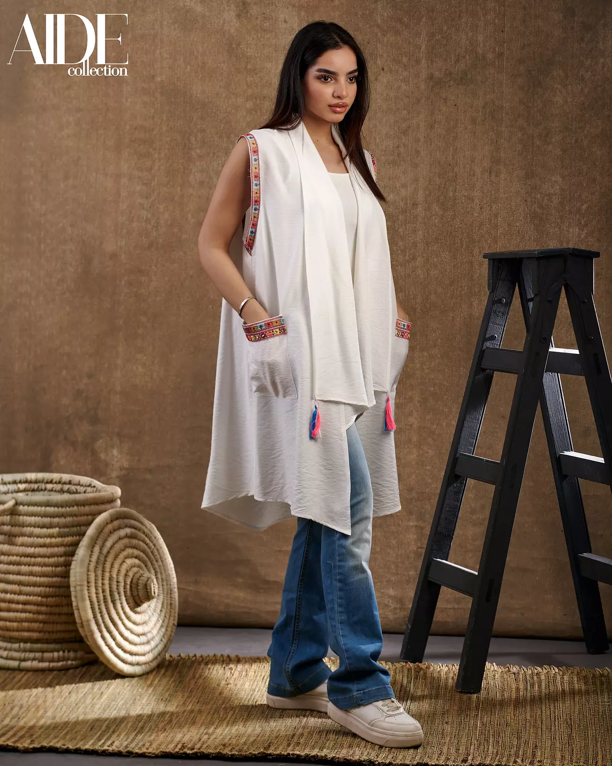 Cardigan slevless hover image