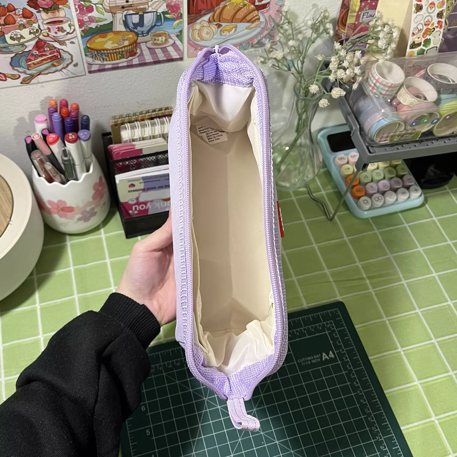 Huge pencilcase  2
