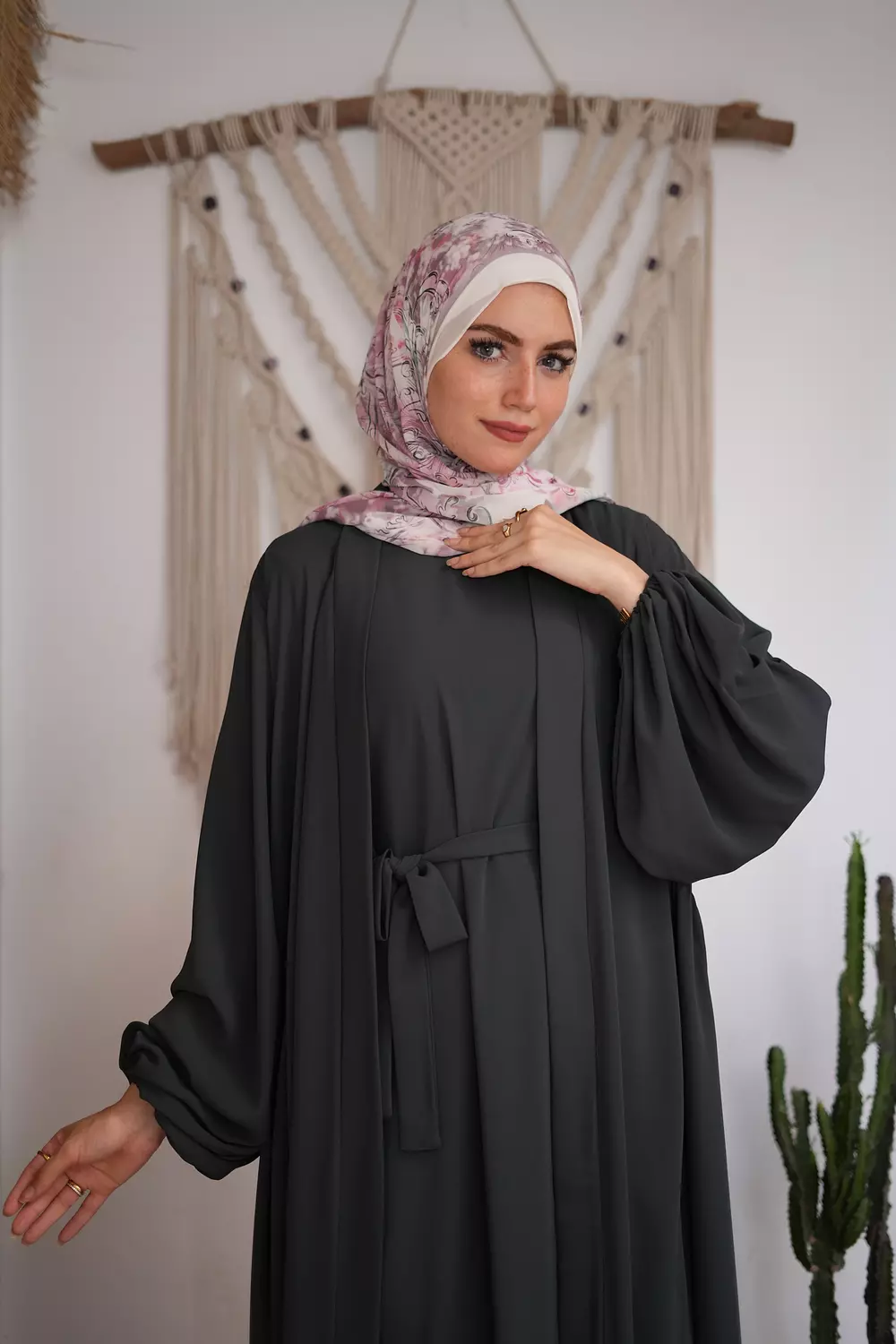 Twin Abaya 1