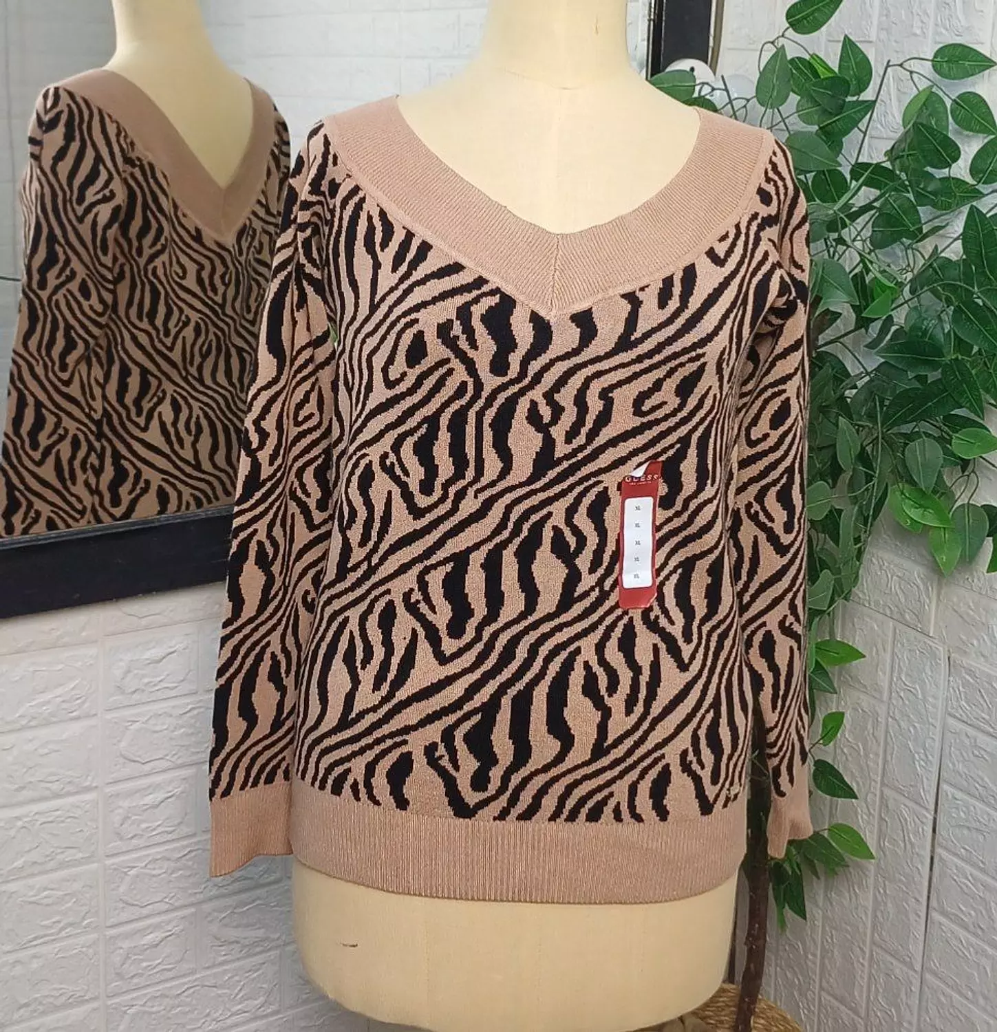 Guess Zebra Print Sweater – Beige & Black 2