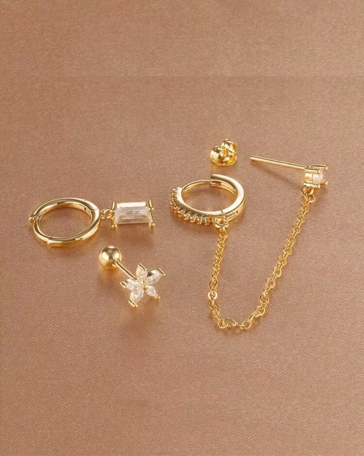 Zircona Hoop Earrings Set image
