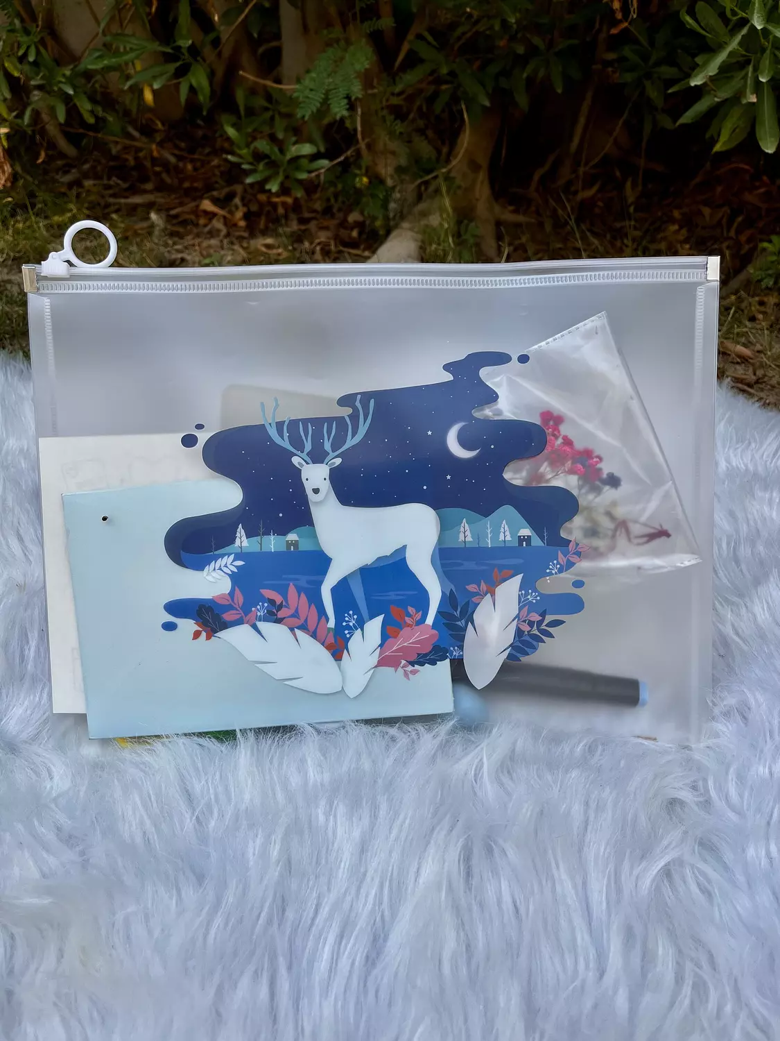 Blue package image