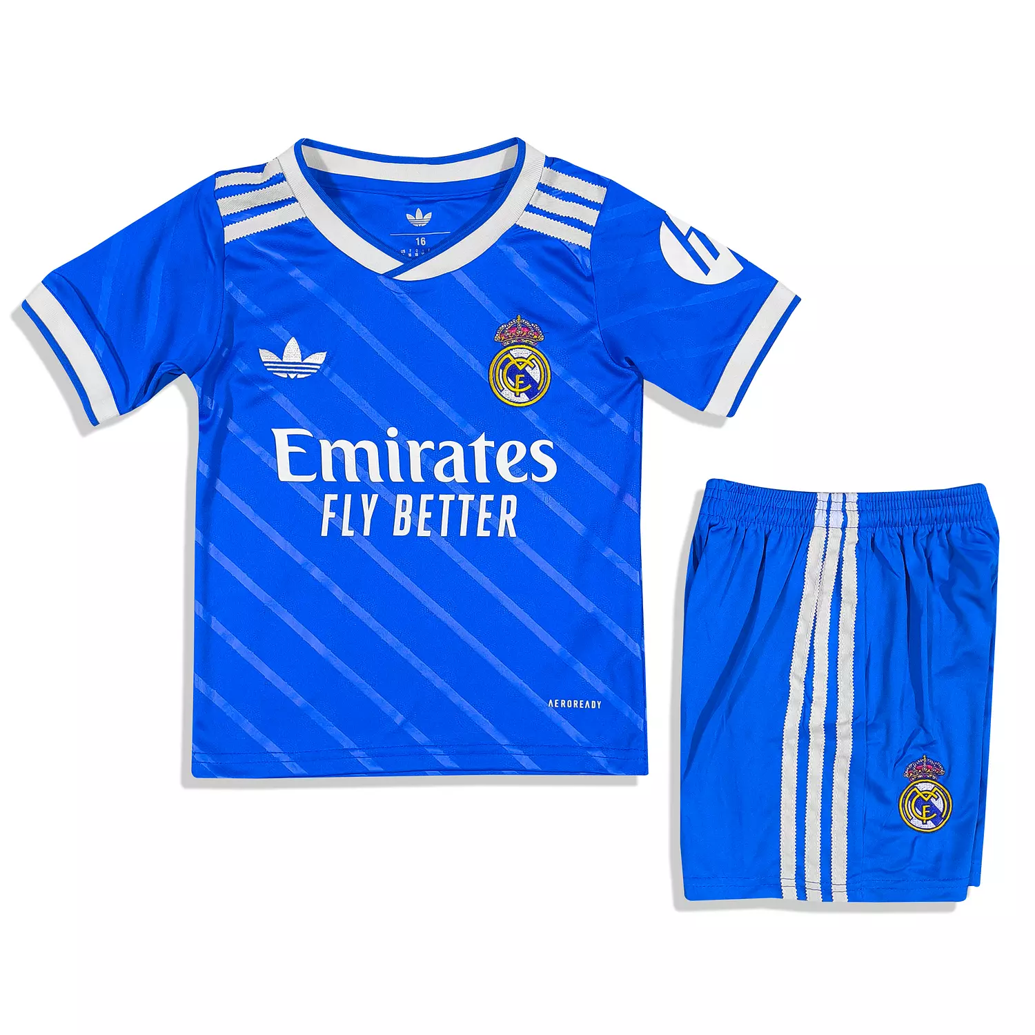<p style="text-align: center"><strong>REAL MADRID 25/26</strong></p><p style="text-align: center"><span style="color: rgb(161, 161, 161)">KIDS</span></p>