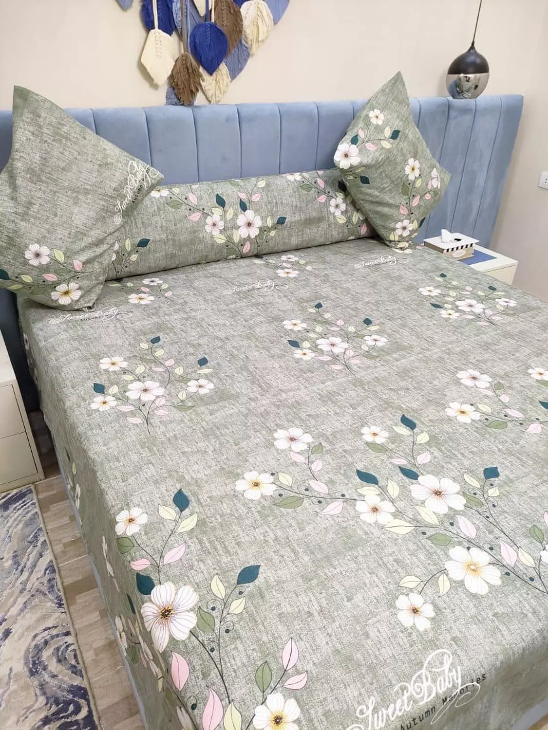 Gray flower cotton sheet set image
