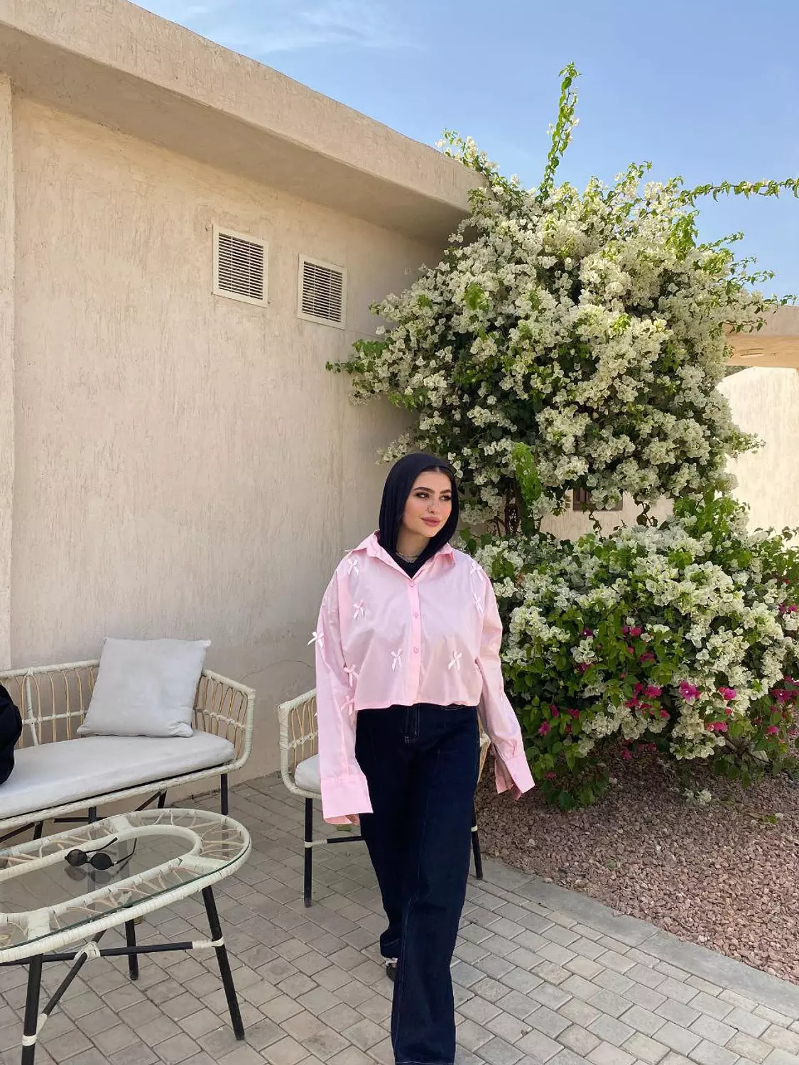  Cropped Ribbon bow shirt  hover image
