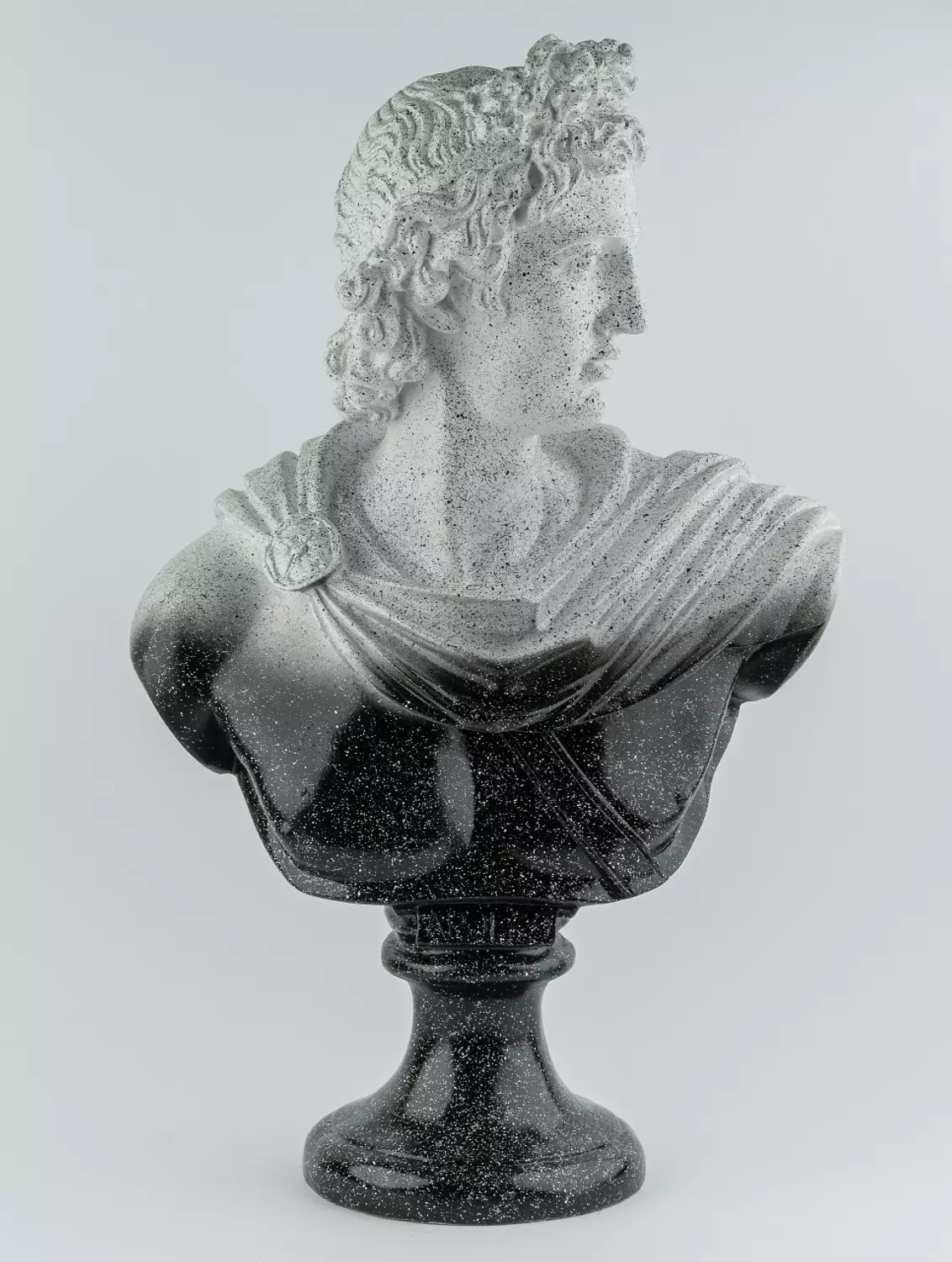 Apolo Statue 2