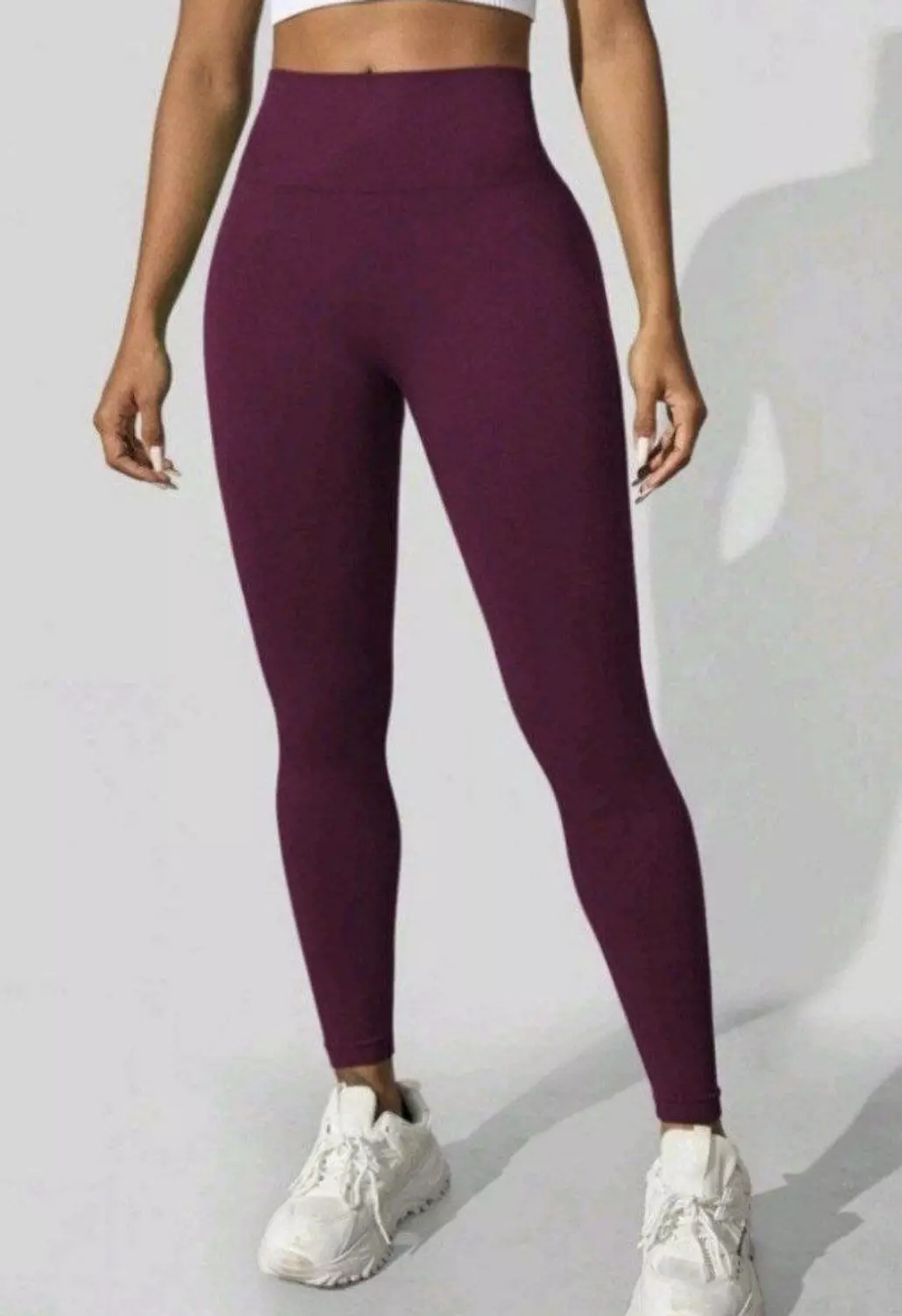 Skinny leggings  hover image