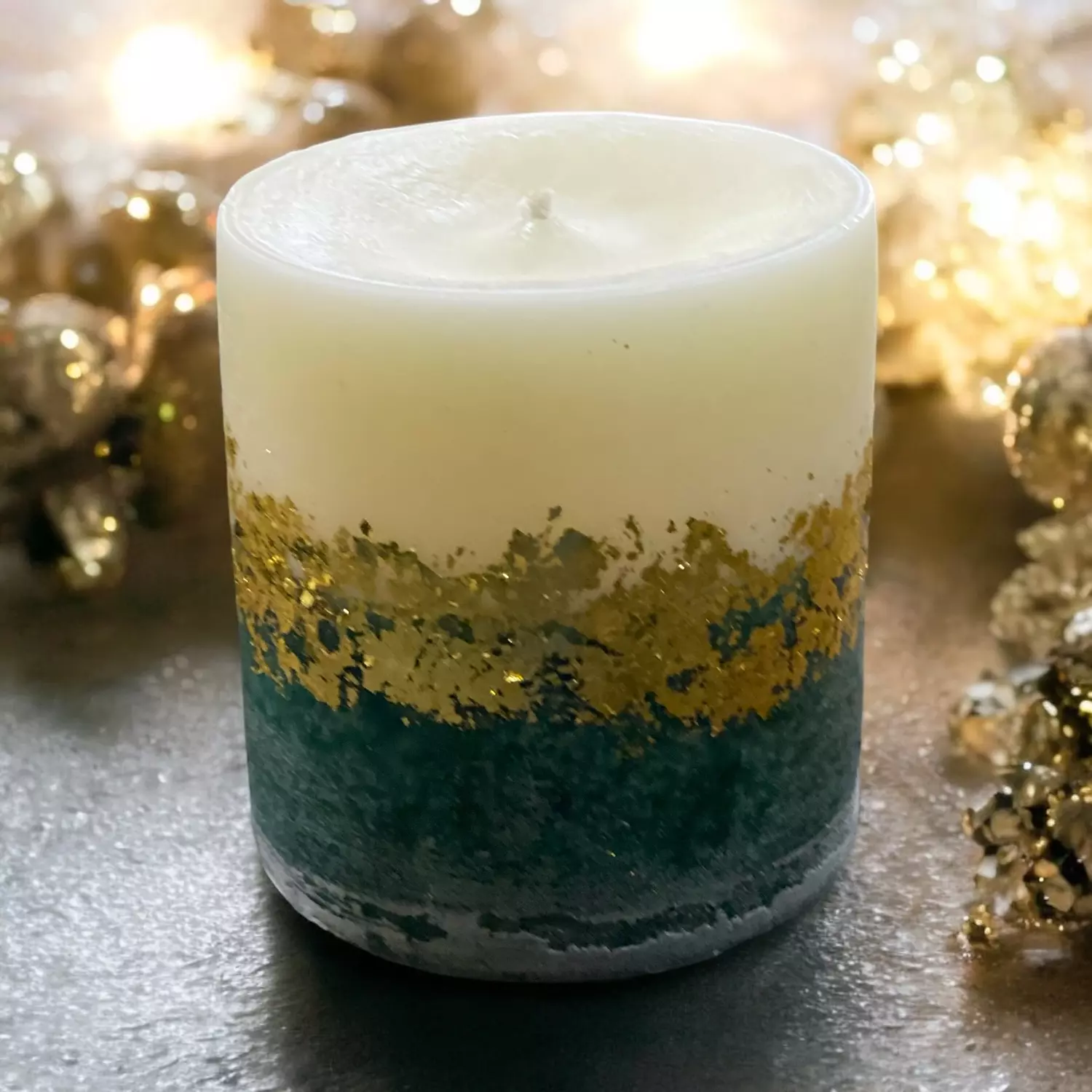 The One - Christmas Pillar 2
