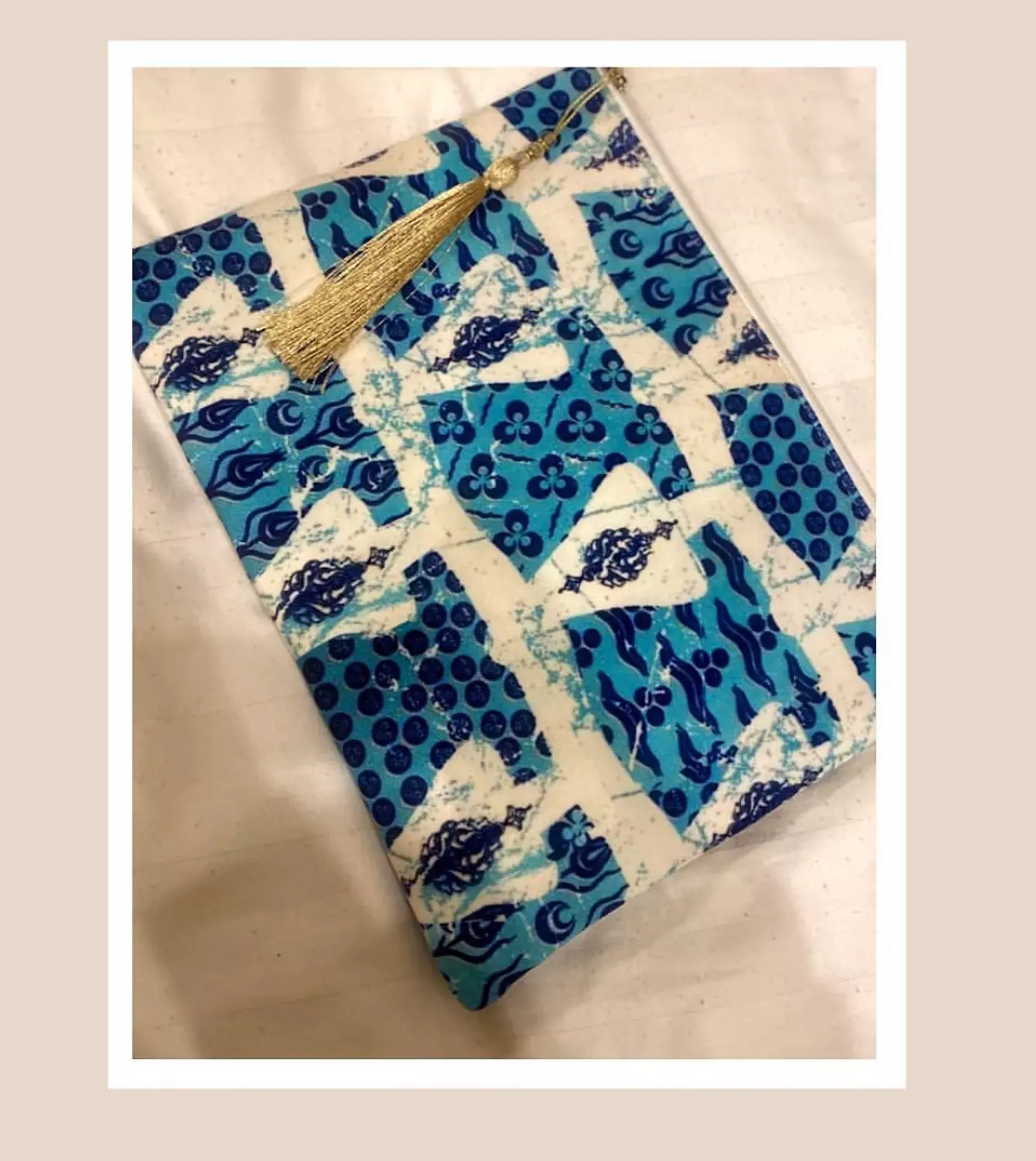 Blue Kaftan Velvet Pouch 1