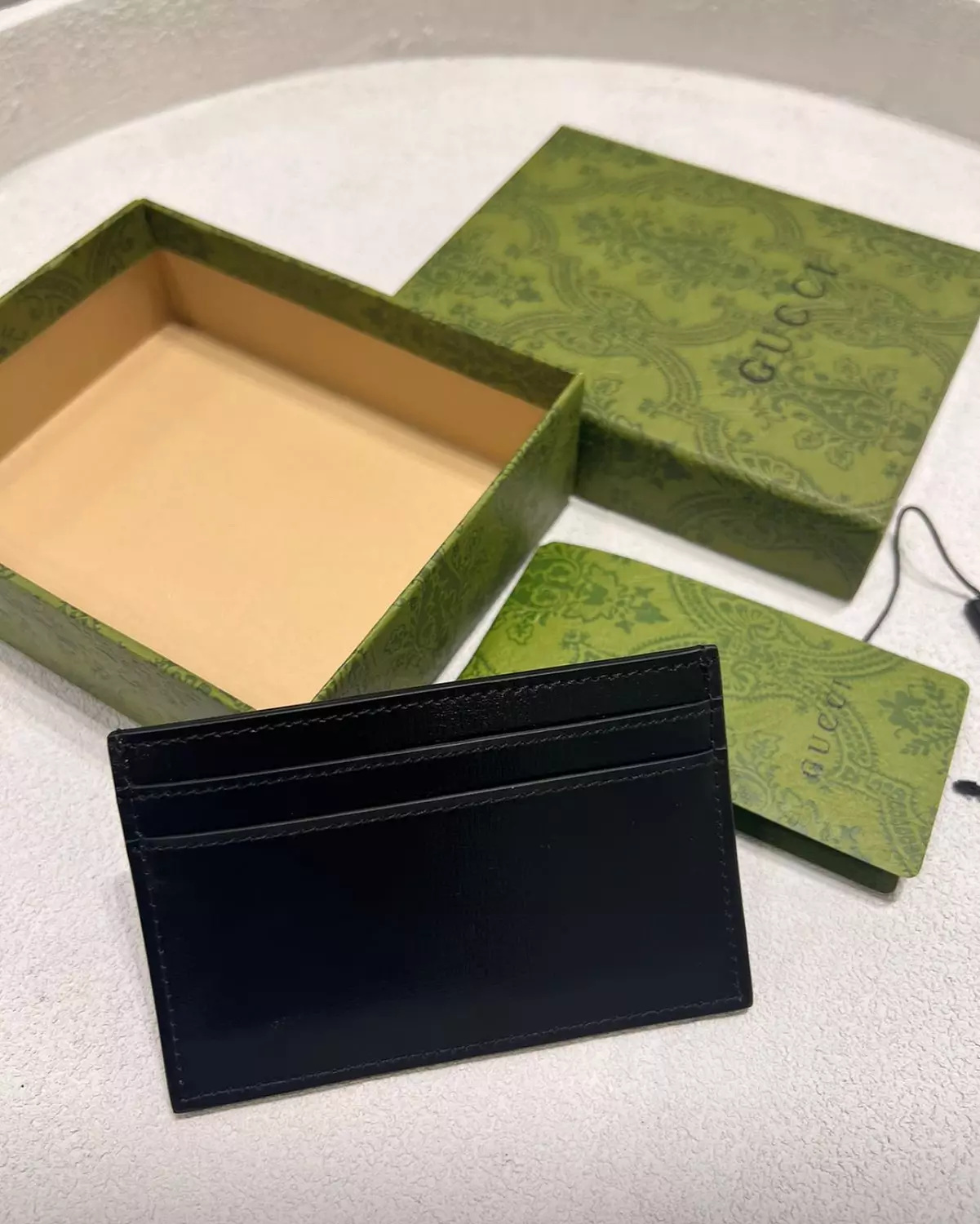 Gucci cardholder wallet  black  2