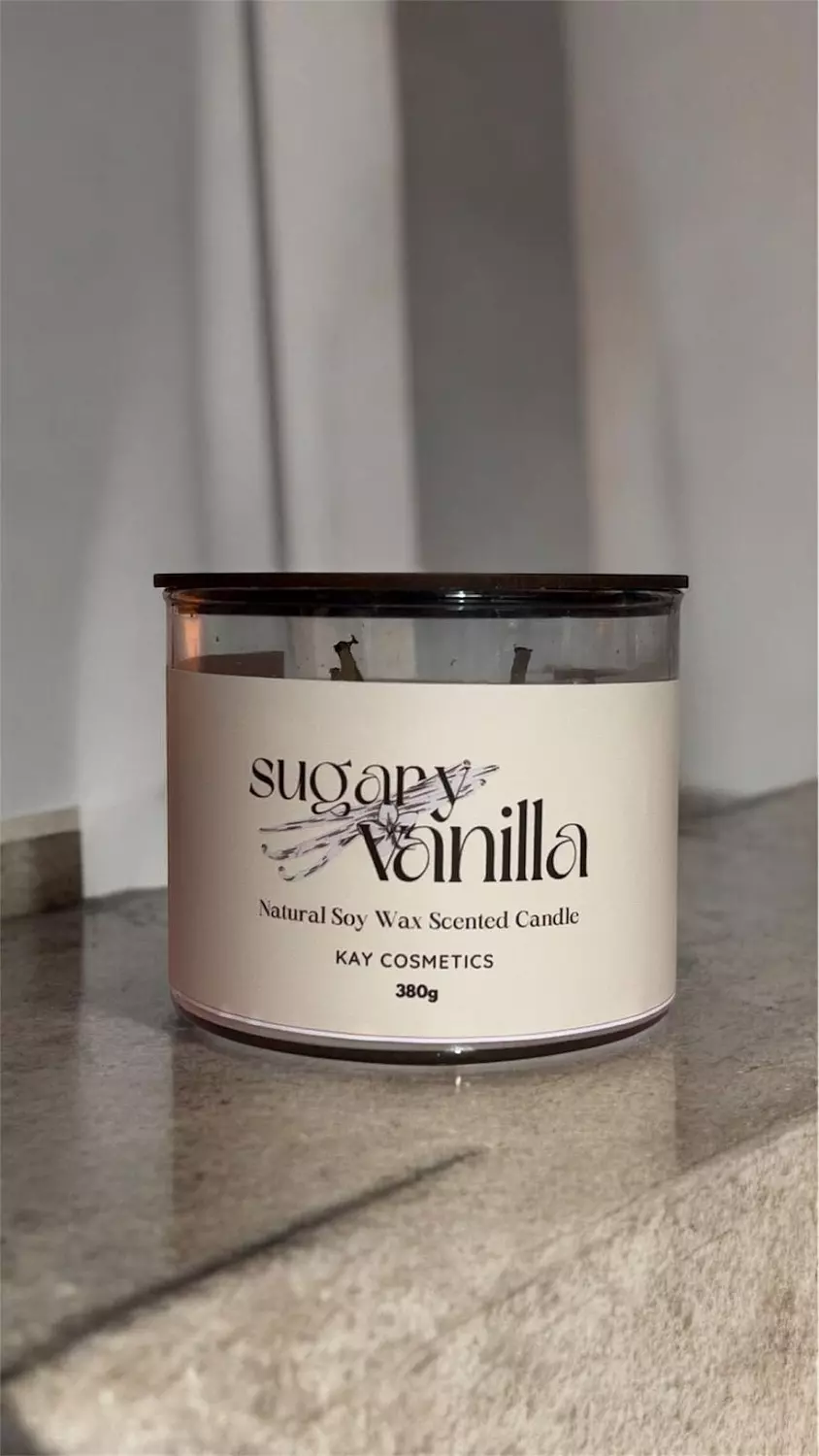 Sugary Vanilla Candle  hover image