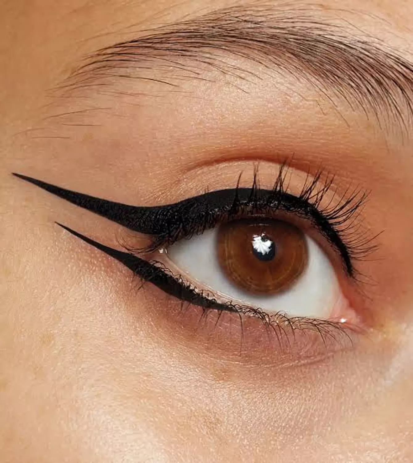 rare beauty Perfect Strokes Matte Liquid Liner 2
