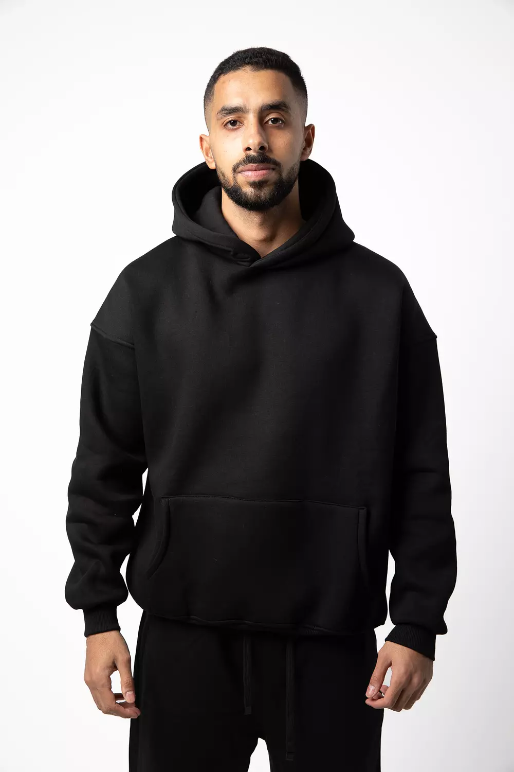 Oversized Black Hoodie – Classic Bold hover image