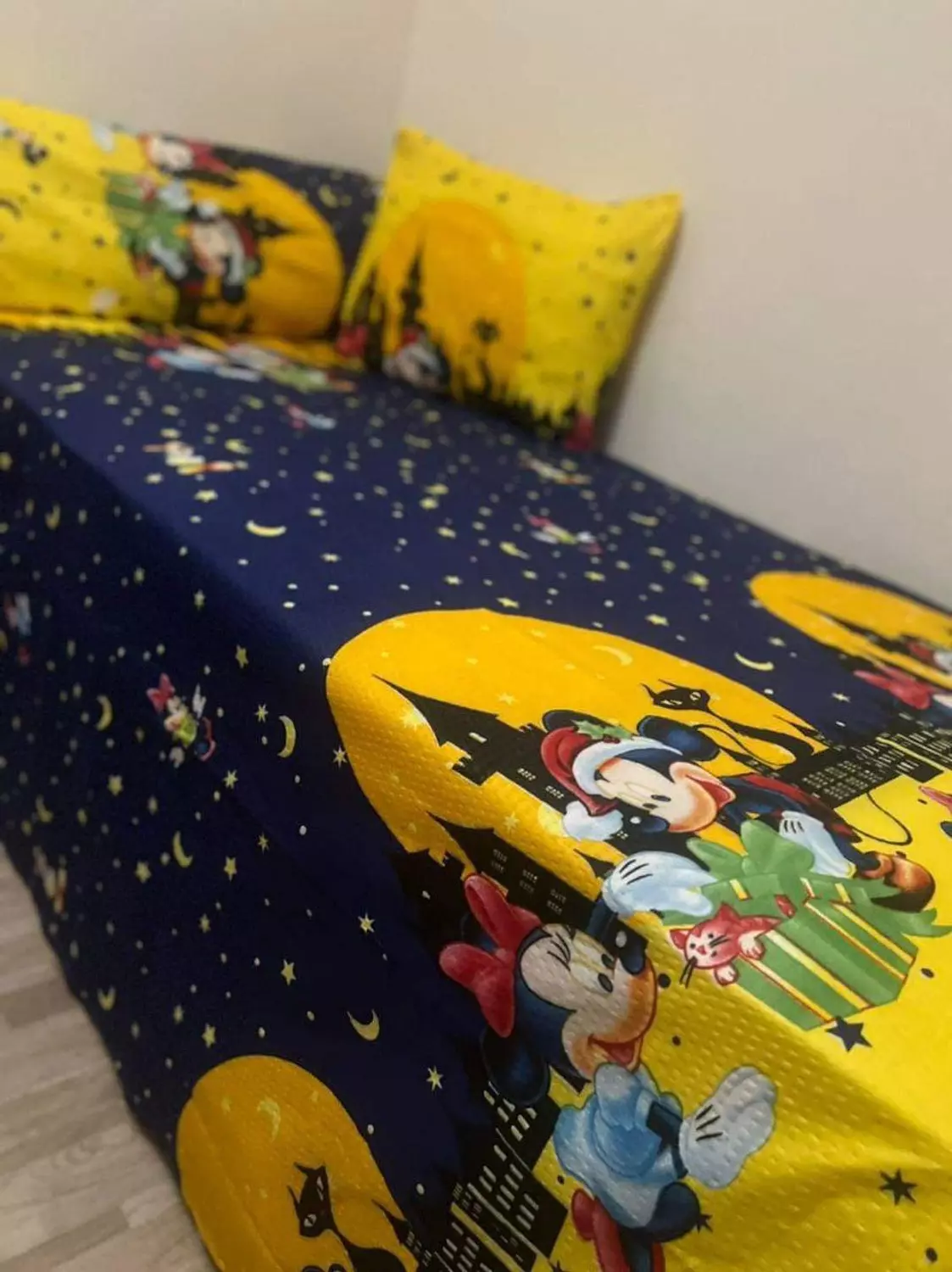 طقم ملاء اطفال بيكا ميكي hover image