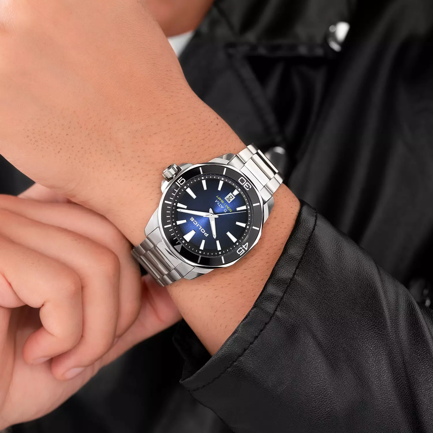 Police PEWJH0021402 Thornton Men's Watch, Blue Sunray Dial & Stainless Steel Bracelet, 43x49mm 4