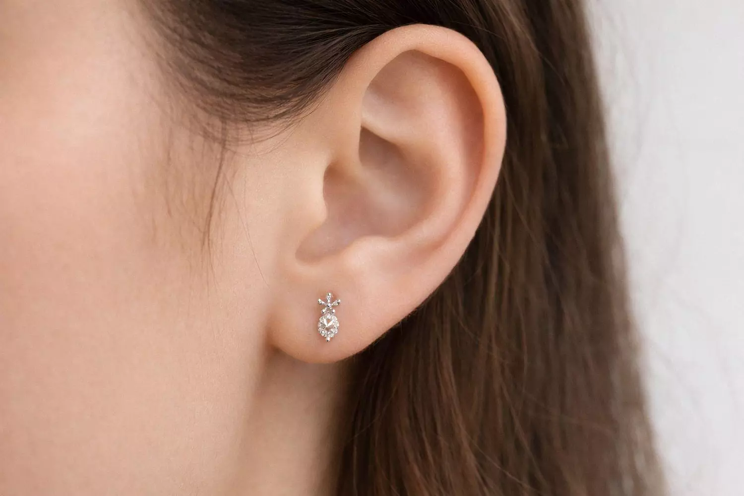 Silver Earrings Daimond image