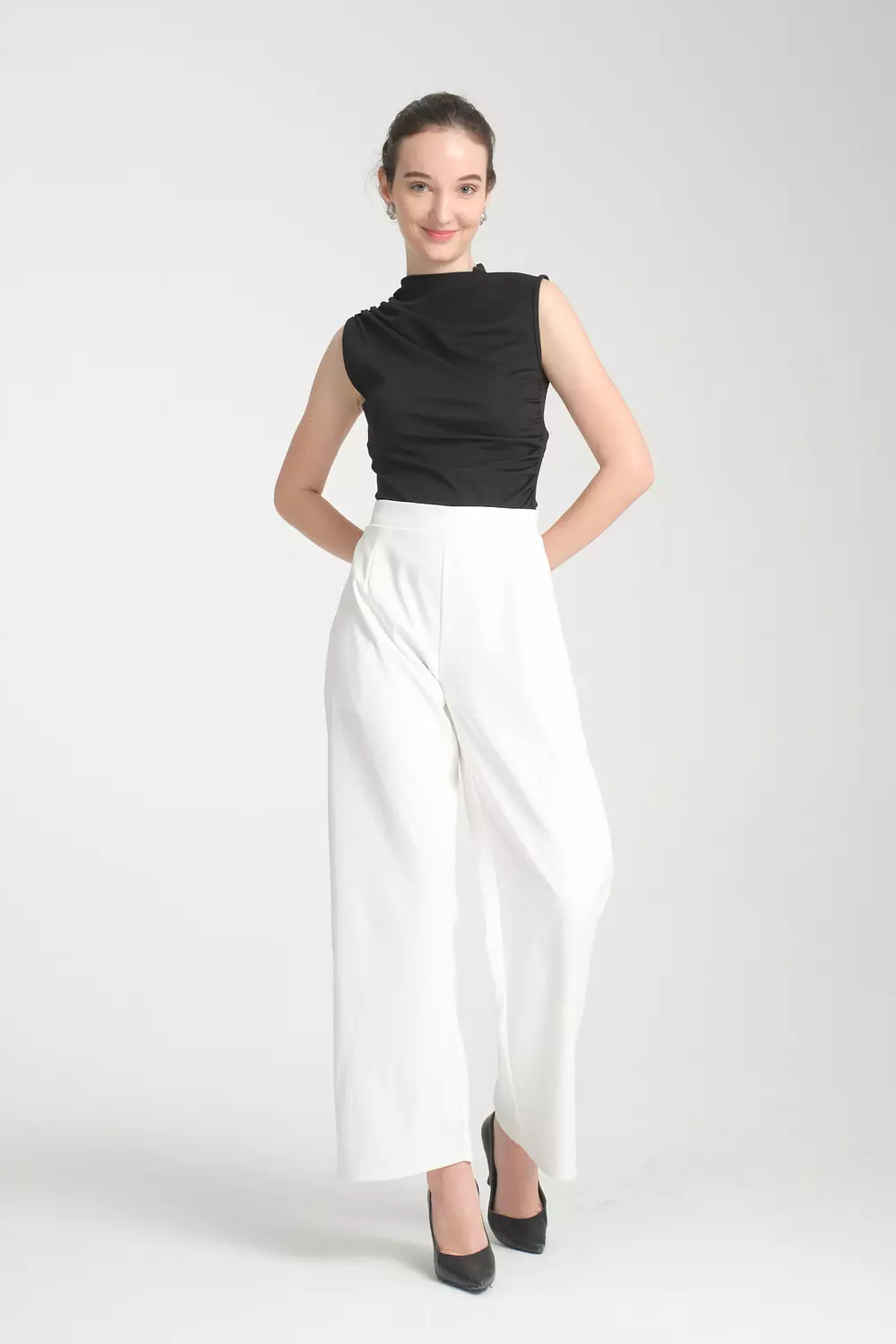 Trousers 19